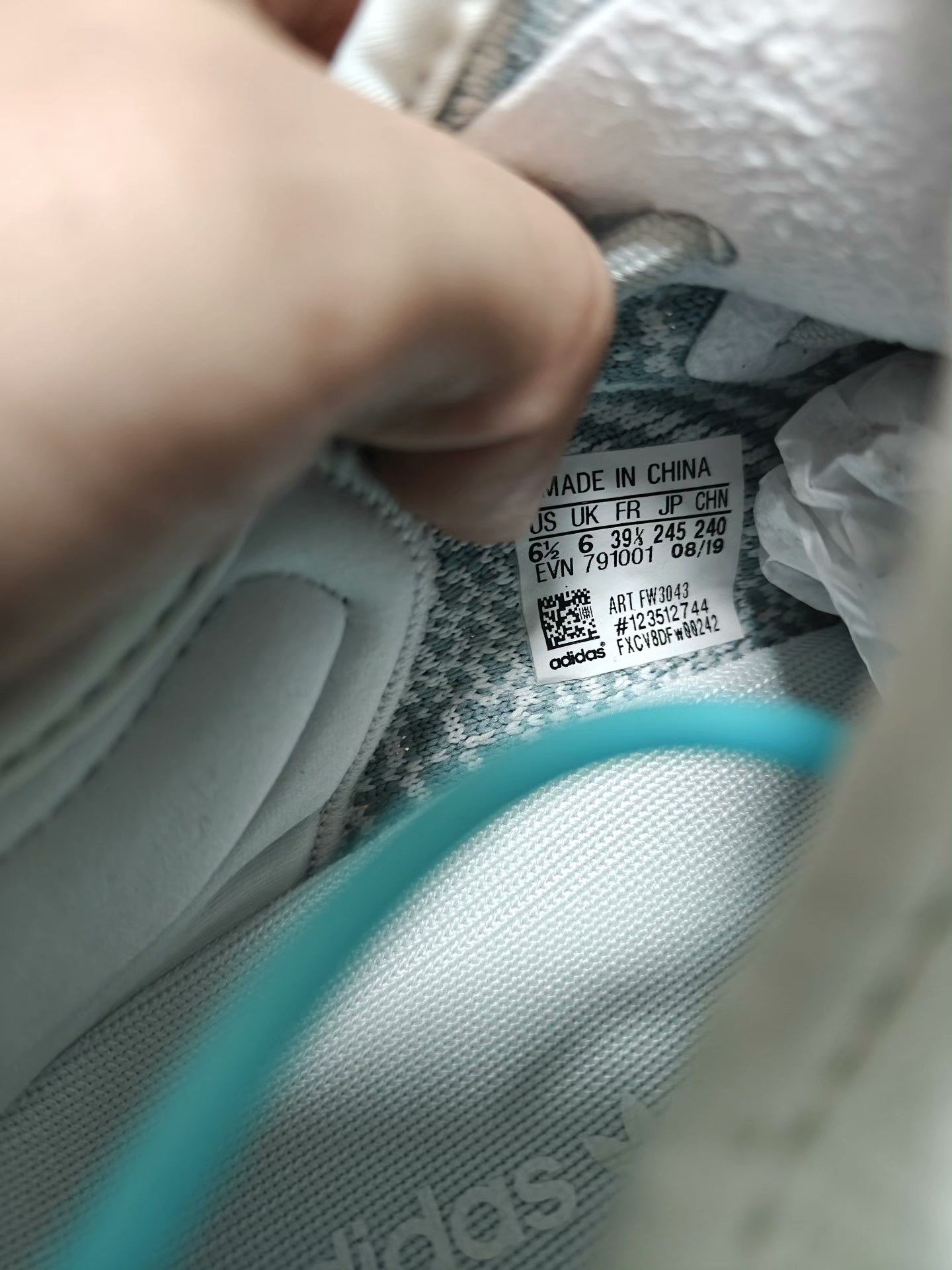 Adidas Adidas YEEZY350 White Lowtop Sneakers 39 Men Size US 6.5 / EU 39-40 - 8 Thumbnail