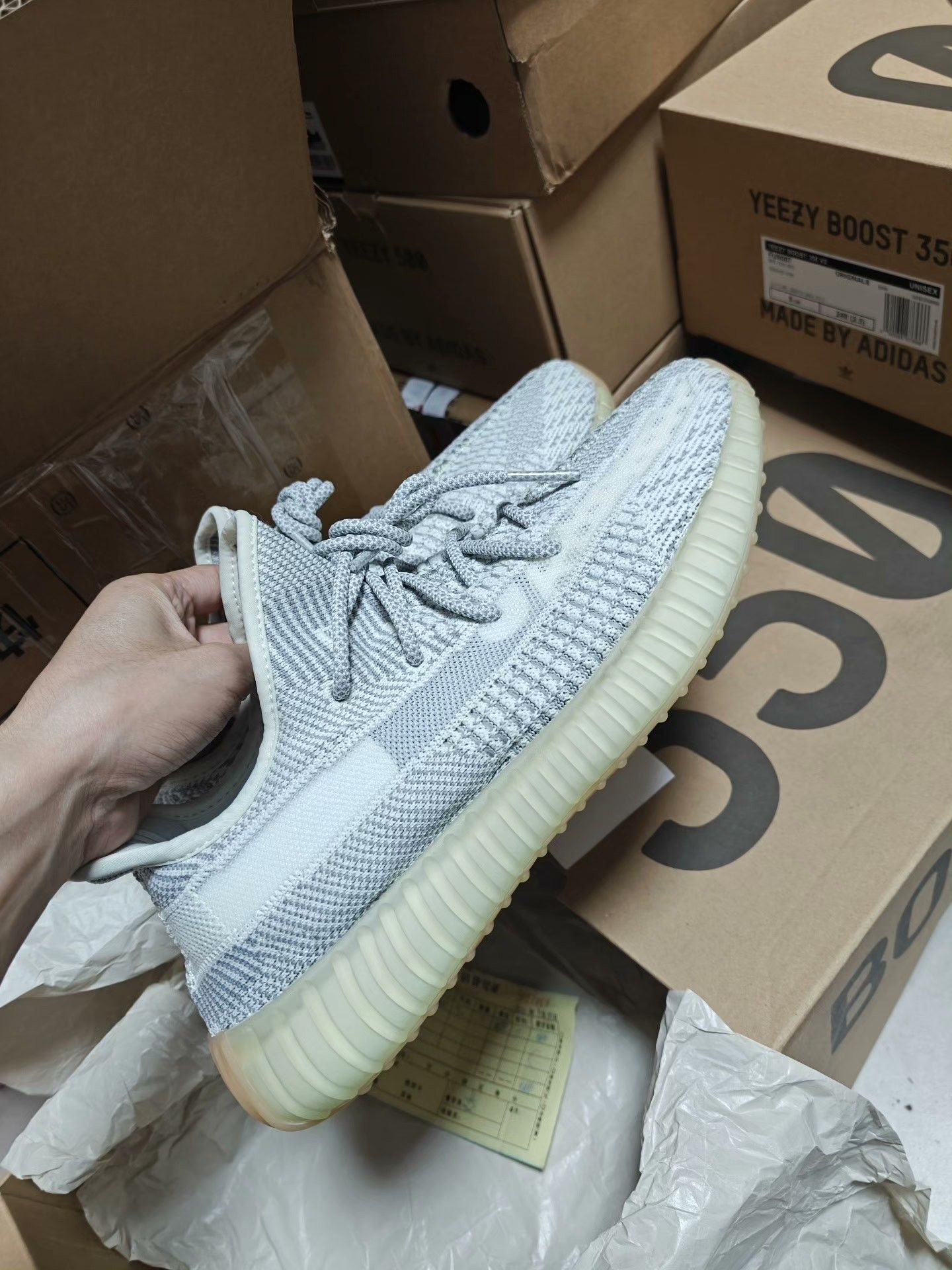 Adidas Adidas YEEZY350 Gray Lowtop Sneakers 9.5 Men Size US 9.5 / EU 42-43 - 4 Thumbnail