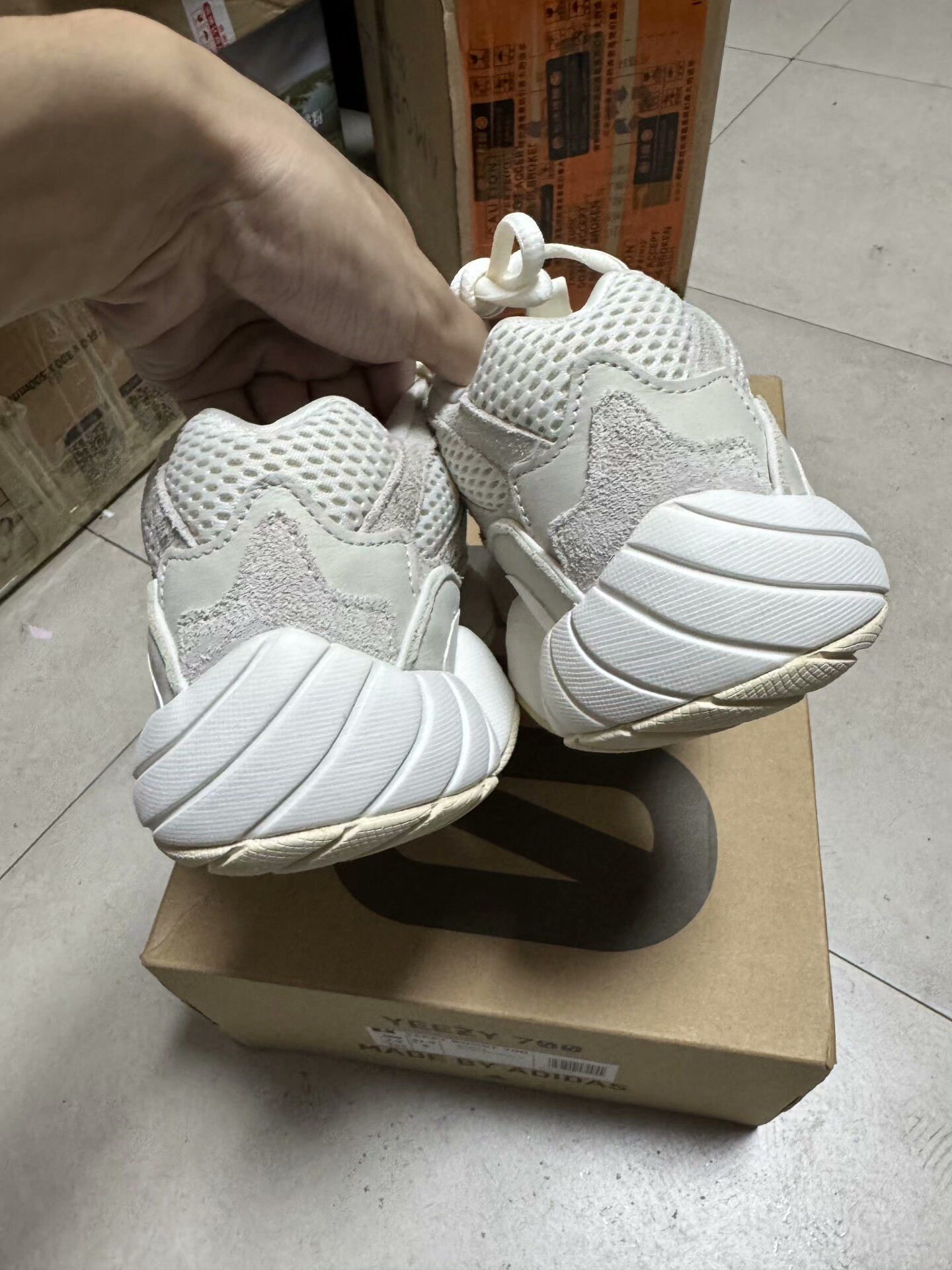 Adidas Adidas White Lowtop Sneakers 40 Men Size US 7.5 / EU 40-41 - 8 Thumbnail