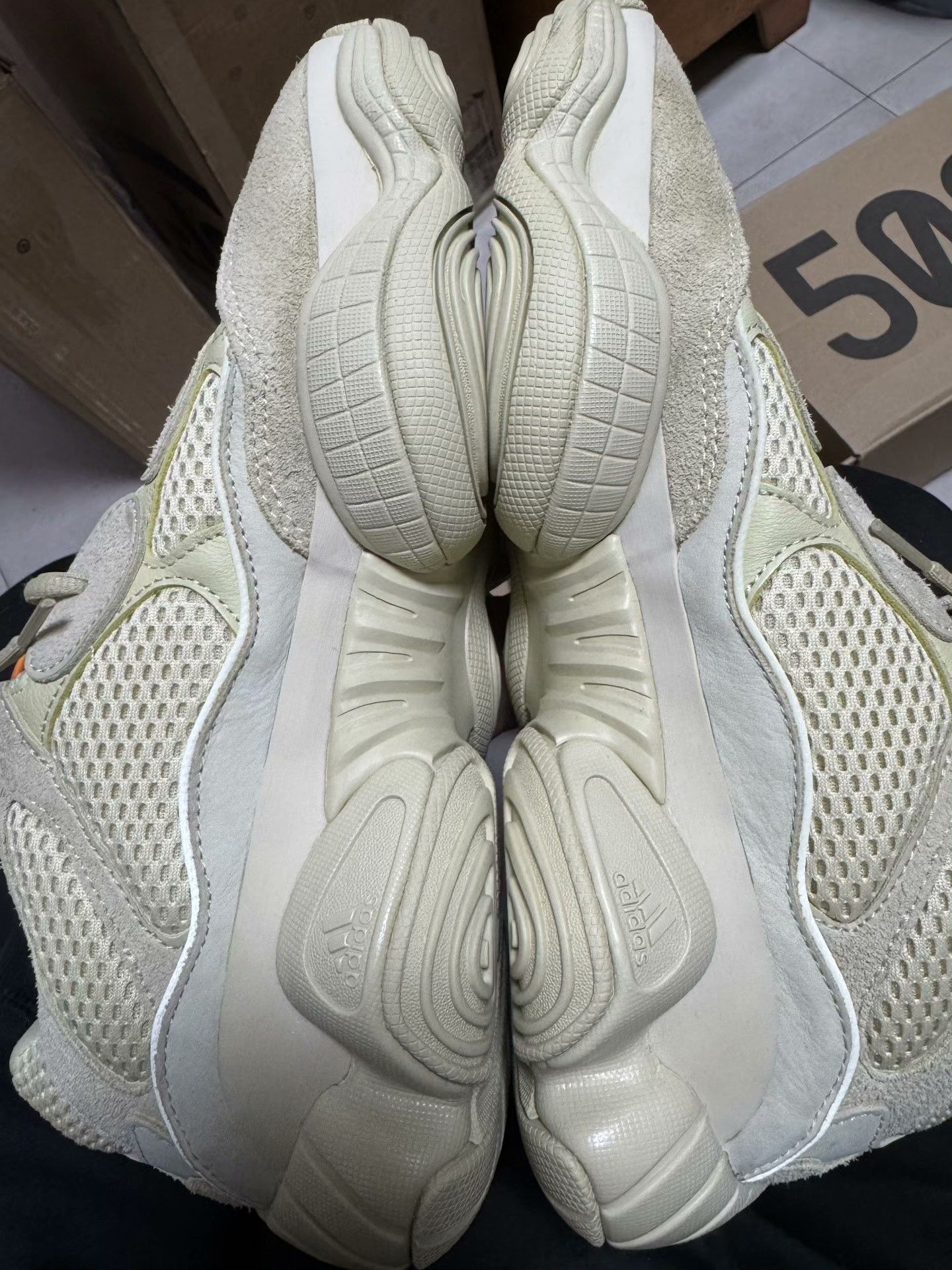 Yeezy Yeezy Yellow Lowtop Sneakers 42 Men Size US 9 / EU 42 - 4 Thumbnail