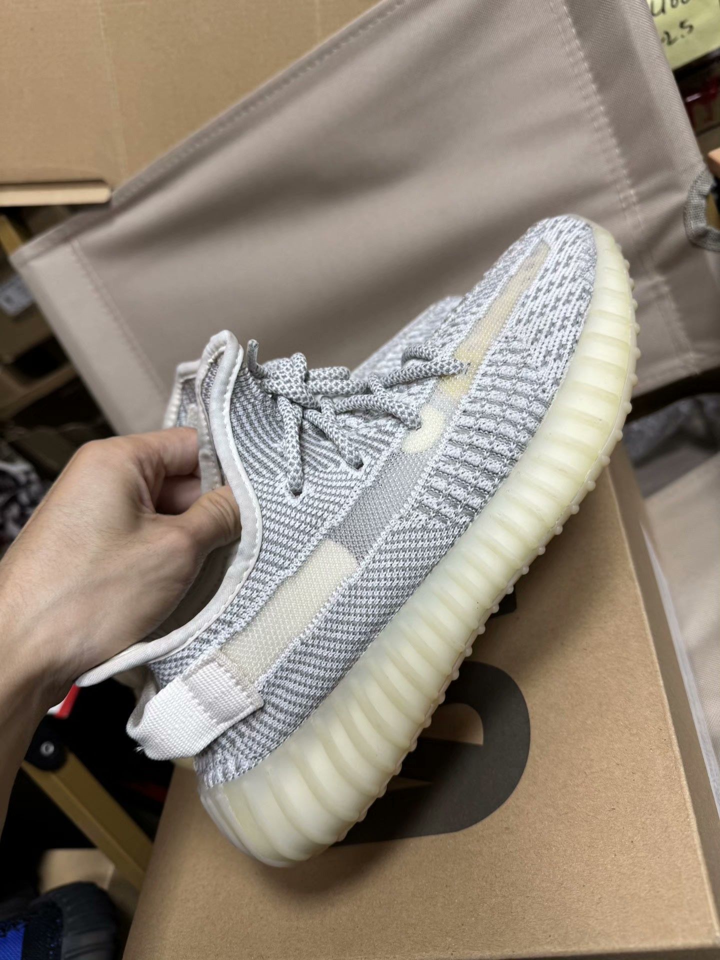 Adidas Adidas YEEZY350 White Lowtop Sneakers 38 Men Size US 6 / EU 39 - 2 Thumbnail