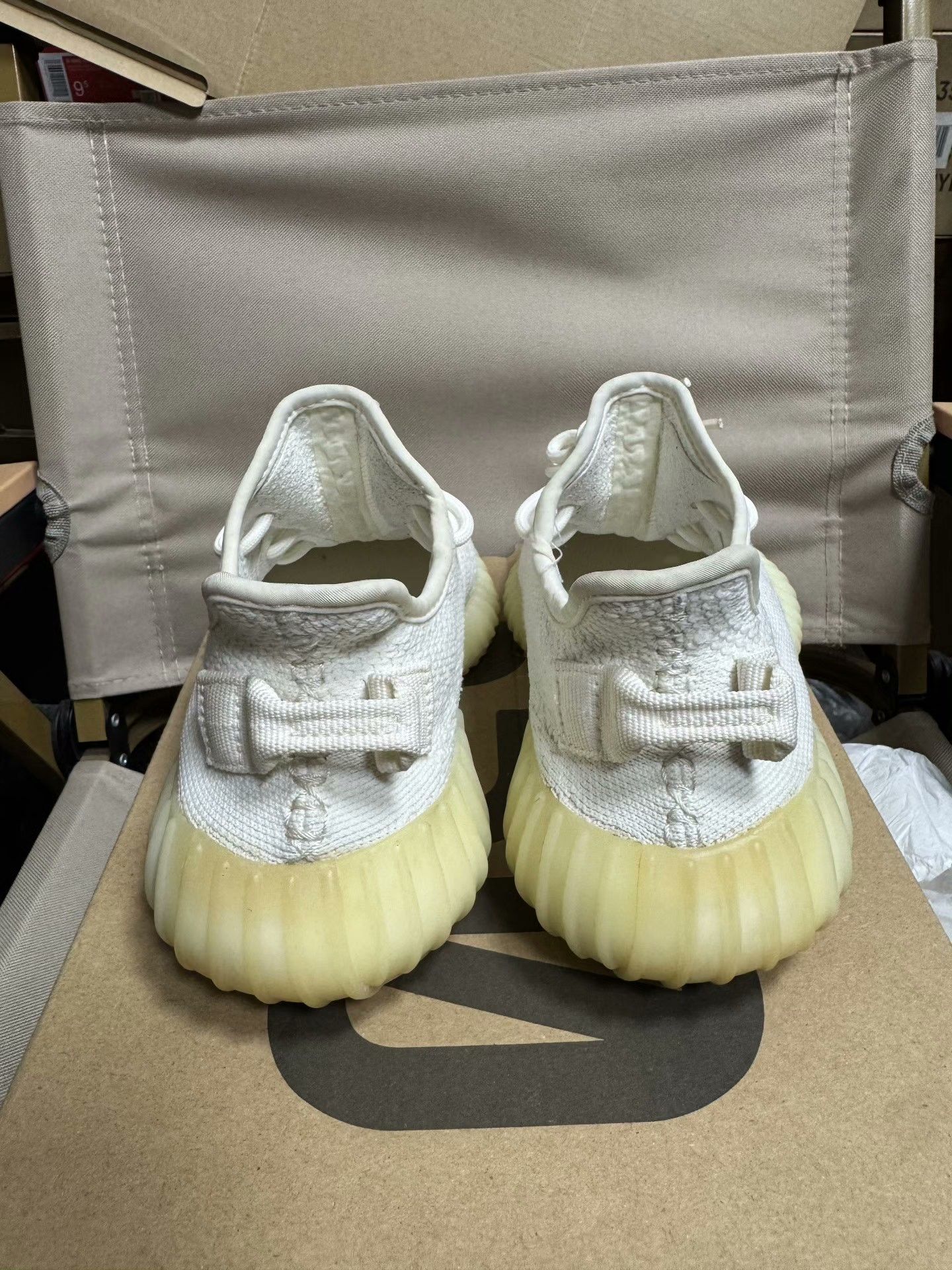 Adidas Adidas YEEZY350 White Lowtop Sneakers 36 Men Size US 5 / EU 37 - 6 Thumbnail