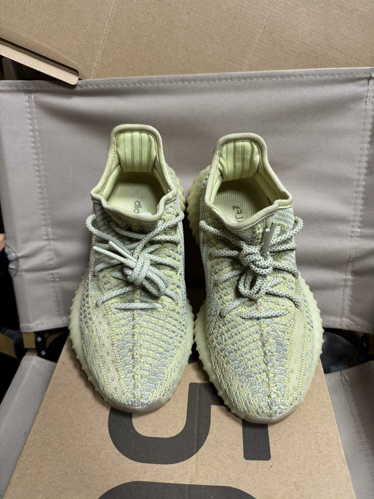 Yeezy Yeezy Yellow Lowtop Sneakers 36 Men Size US 5 / EU 37 - 8 Thumbnail