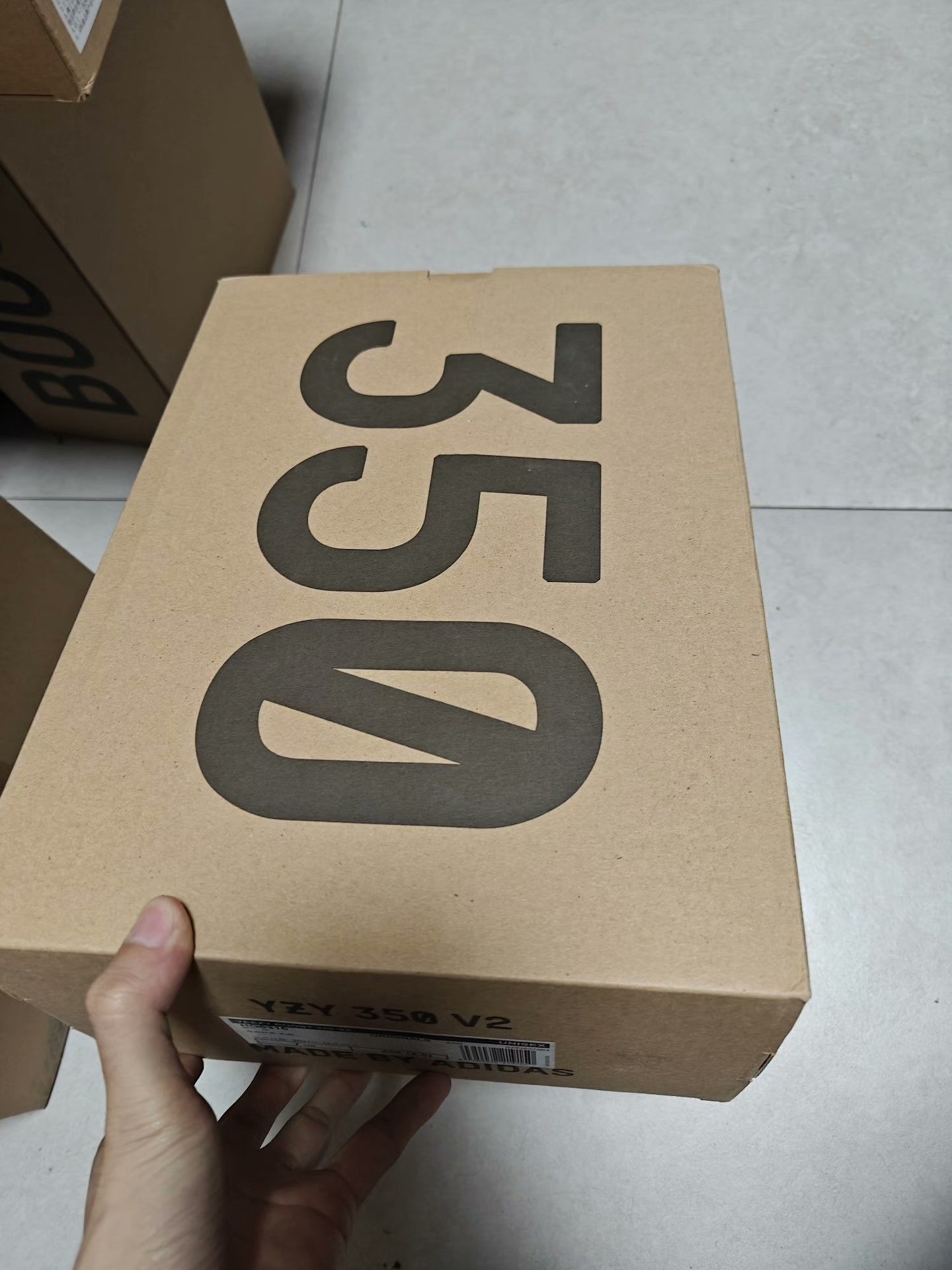 Yeezy Yeezy White Lowtop Sneakers 40 Men Size US 7.5 / EU 40-41 - 4 Thumbnail