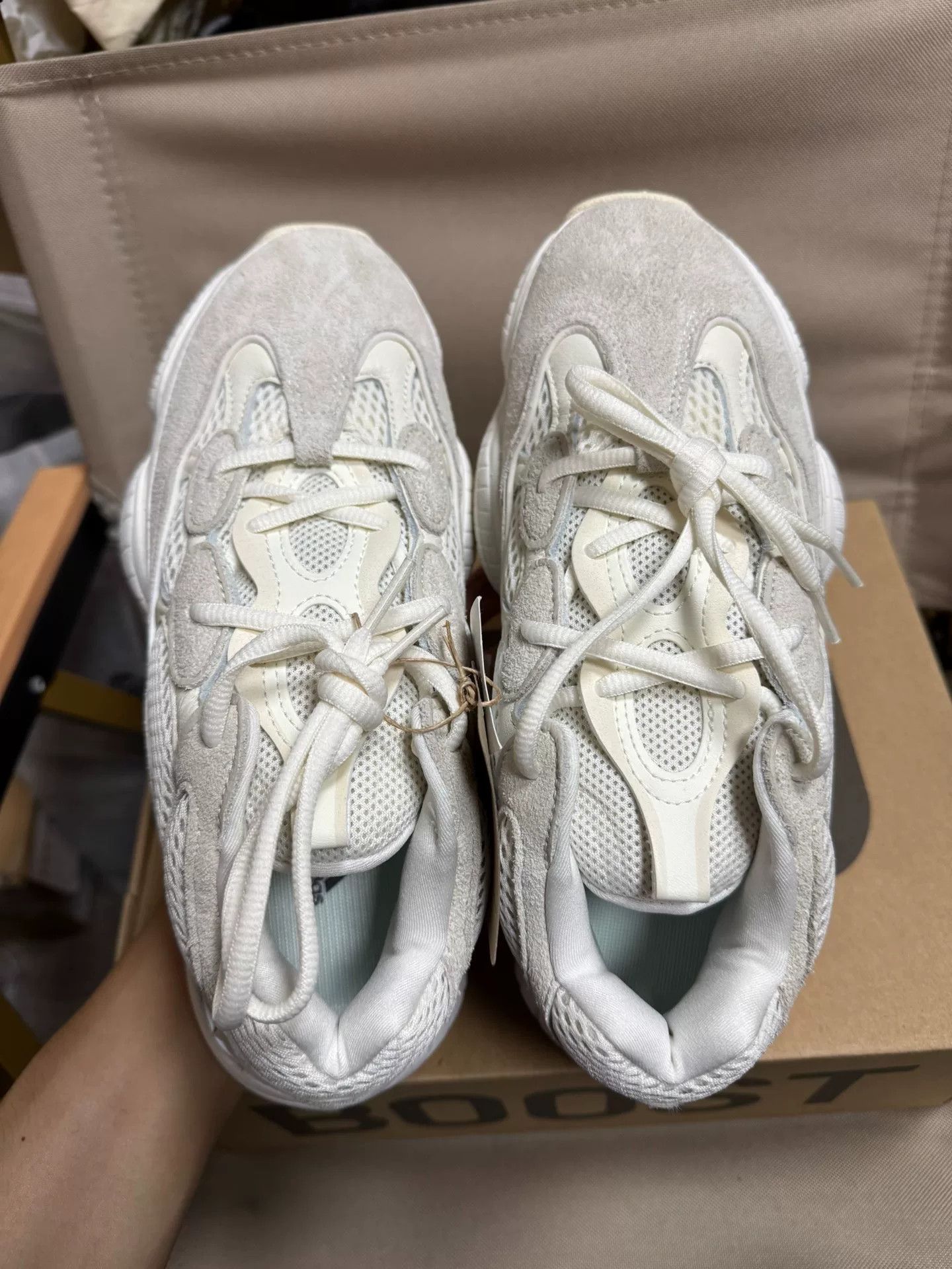 Adidas Adidas YEEZY500 White Lowtop Sneakers 39 Men Size US 6.5 / EU 39-40 - 5 Thumbnail