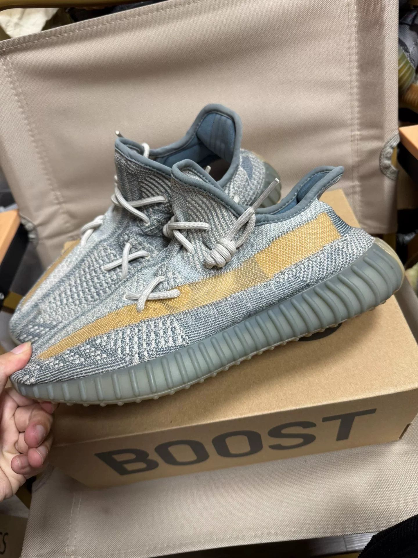 Adidas Adidas YEEZY350 Gray Lowtop Sneakers 10 Men Size US 10 / EU 43 - 8 Thumbnail