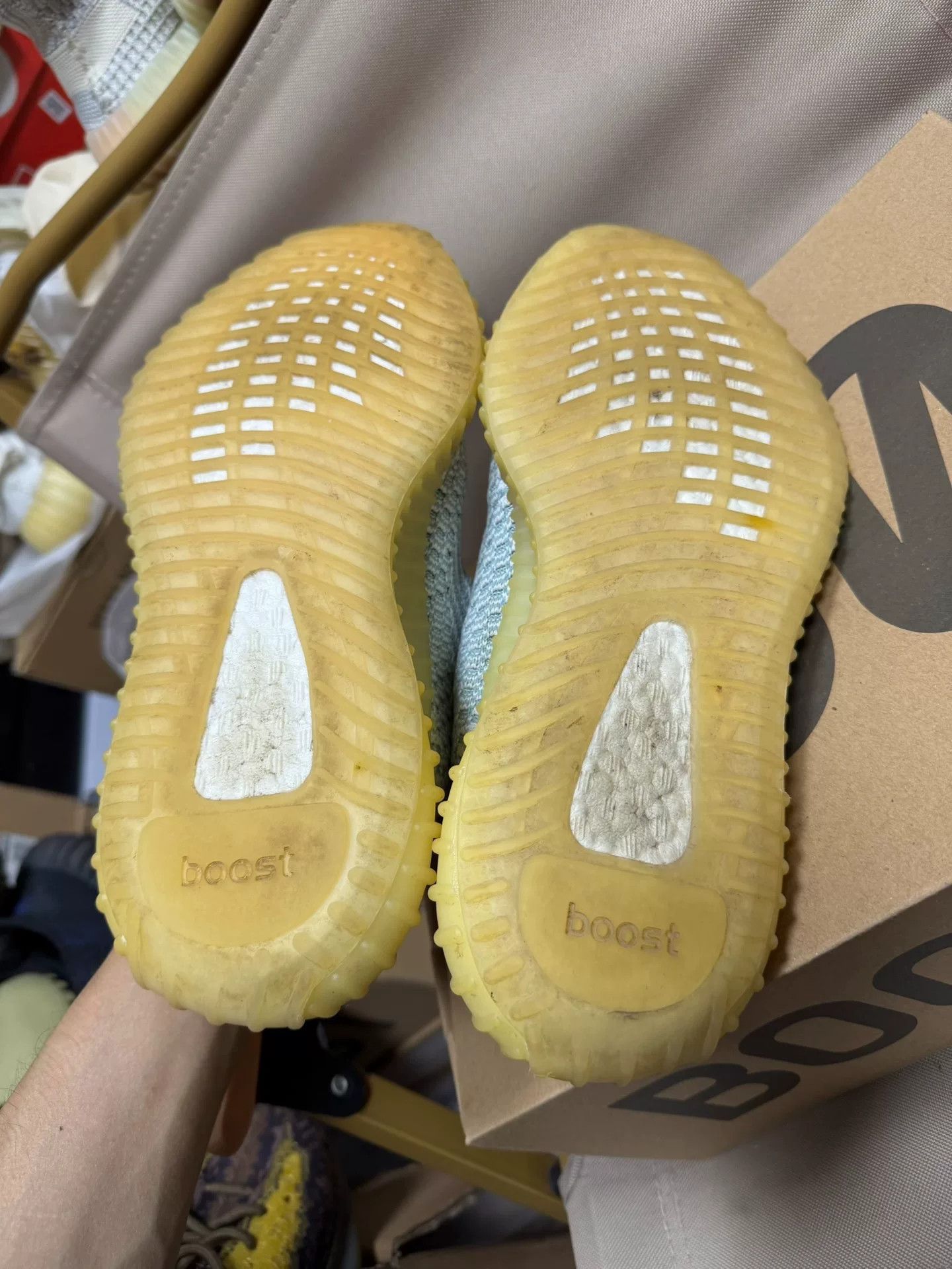 Adidas Adidas YEEZY350 White Lowtop Sneakers 40 Men Size US 7.5 / EU 40-41 - 7 Thumbnail