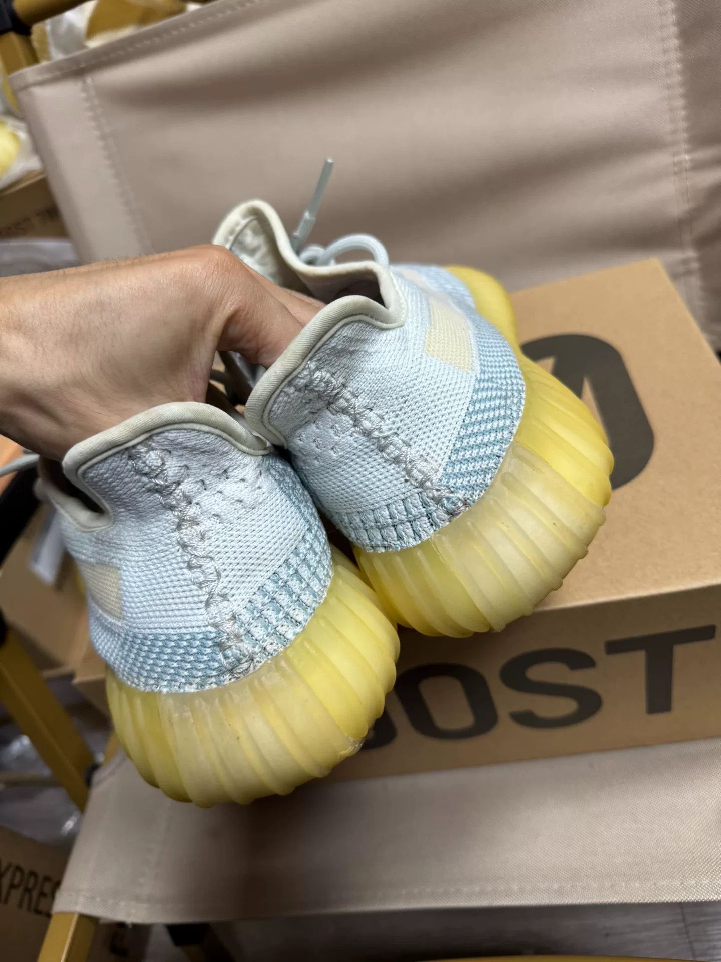 Adidas Adidas YEEZY350 White Lowtop Sneakers 40 Men Size US 7.5 / EU 40-41 - 6 Thumbnail
