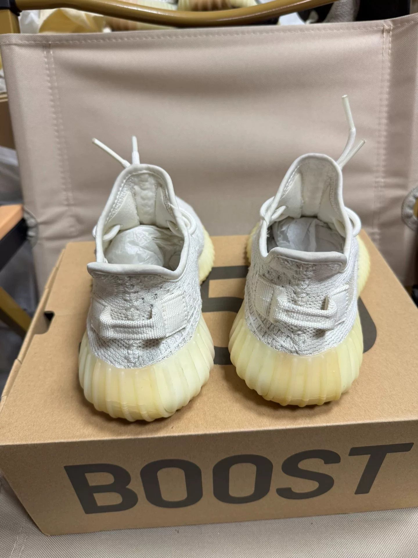 Adidas Adidas YEEZY350 White Lowtop Sneakers 35 Men Size US 5 / EU 37 - 7 Thumbnail