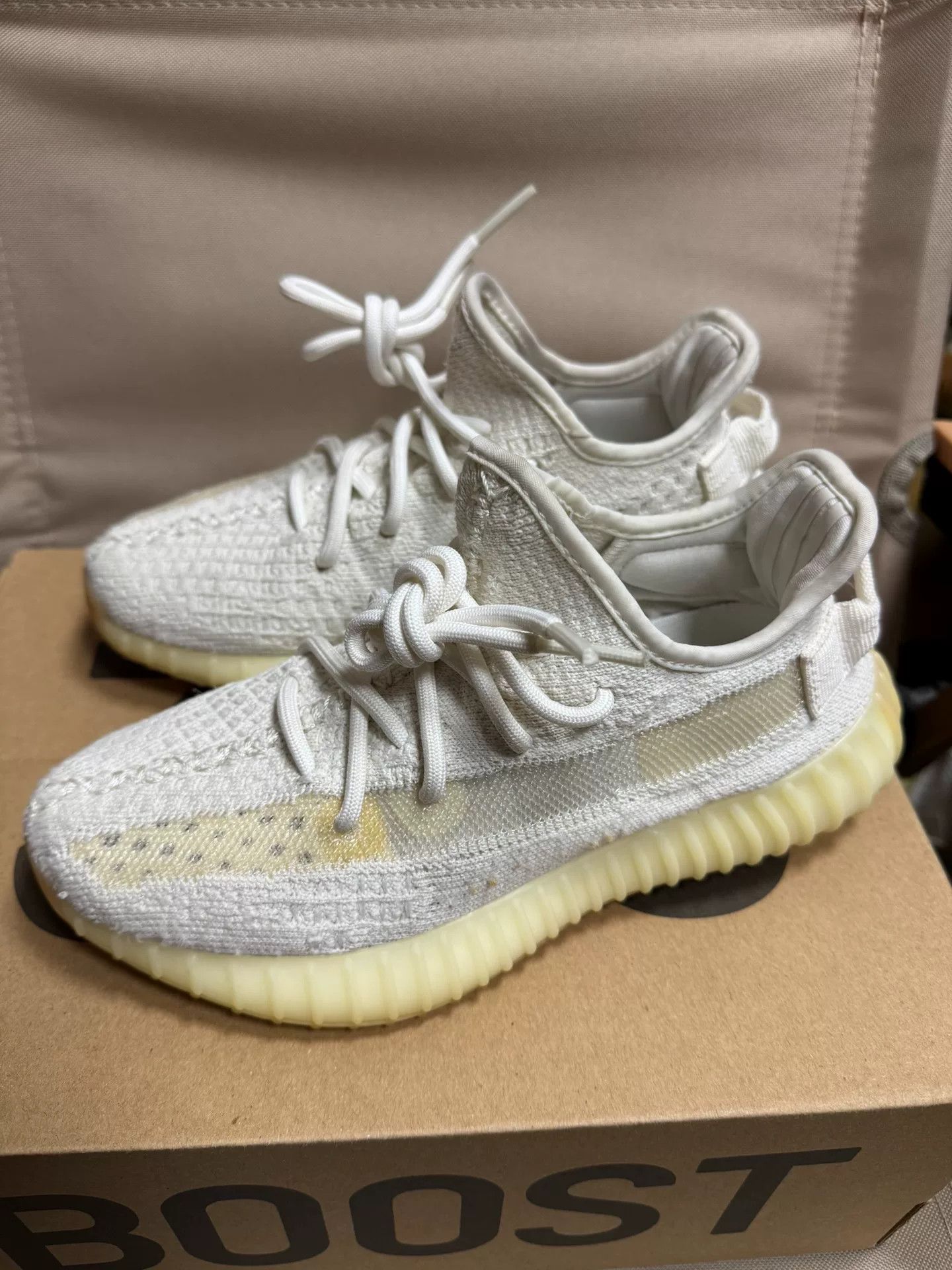 Adidas Adidas YEEZY350 White Lowtop Sneakers 35 Men Size US 5 / EU 37 - 2 Thumbnail