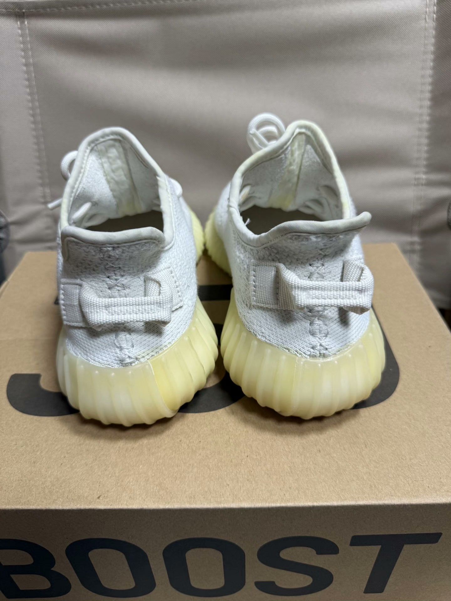 Adidas Adidas YEEZY350 White Lowtop Sneakers 36 Men Size US 5 / EU 37 - 6 Thumbnail