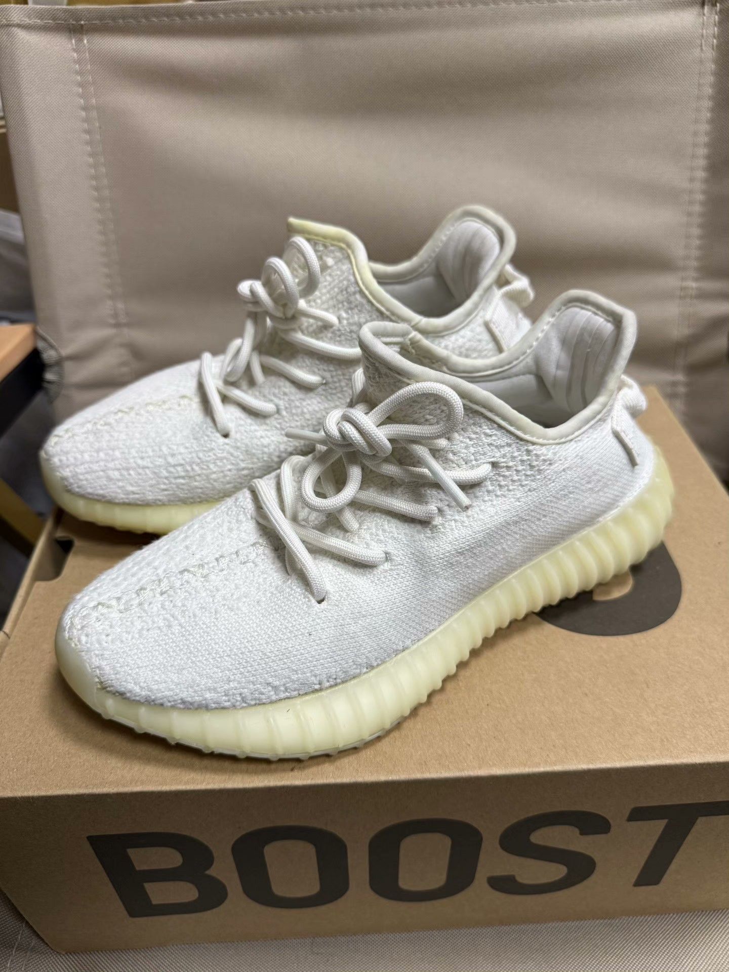 Adidas Adidas YEEZY350 White Lowtop Sneakers 36 Men Size US 5 / EU 37 - 5 Thumbnail
