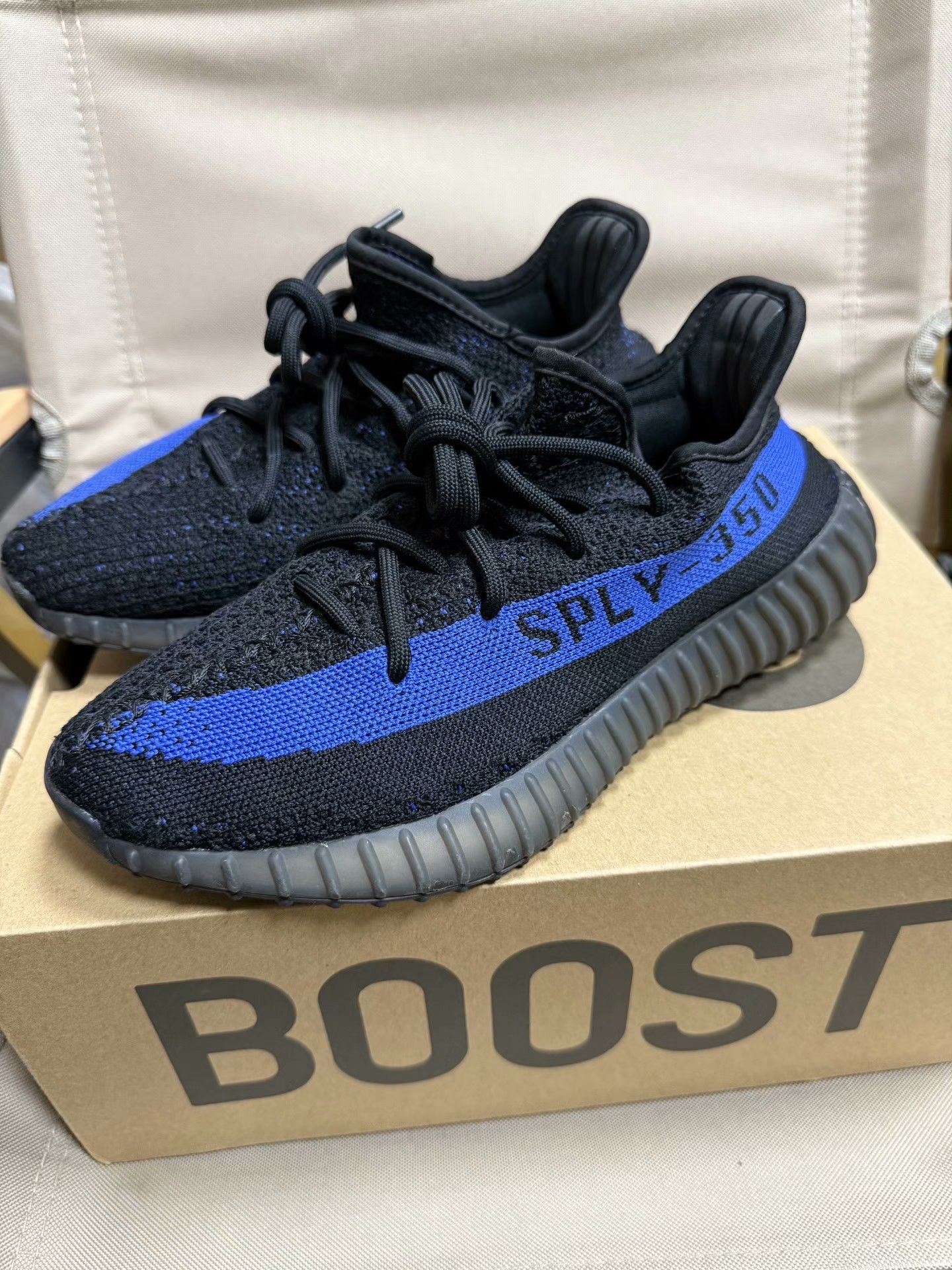 Yeezy Yeezy Blue Lowtop Sneakers 39 Men Size US 6.5 / EU 39-40 - 2 Thumbnail