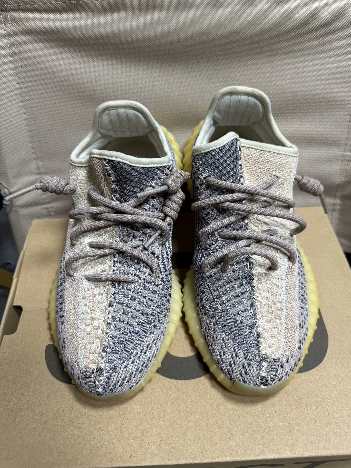 Yeezy Yeezy Gray Lowtop Sneakers 39 Men Size US 6.5 / EU 39-40 - 3 Thumbnail