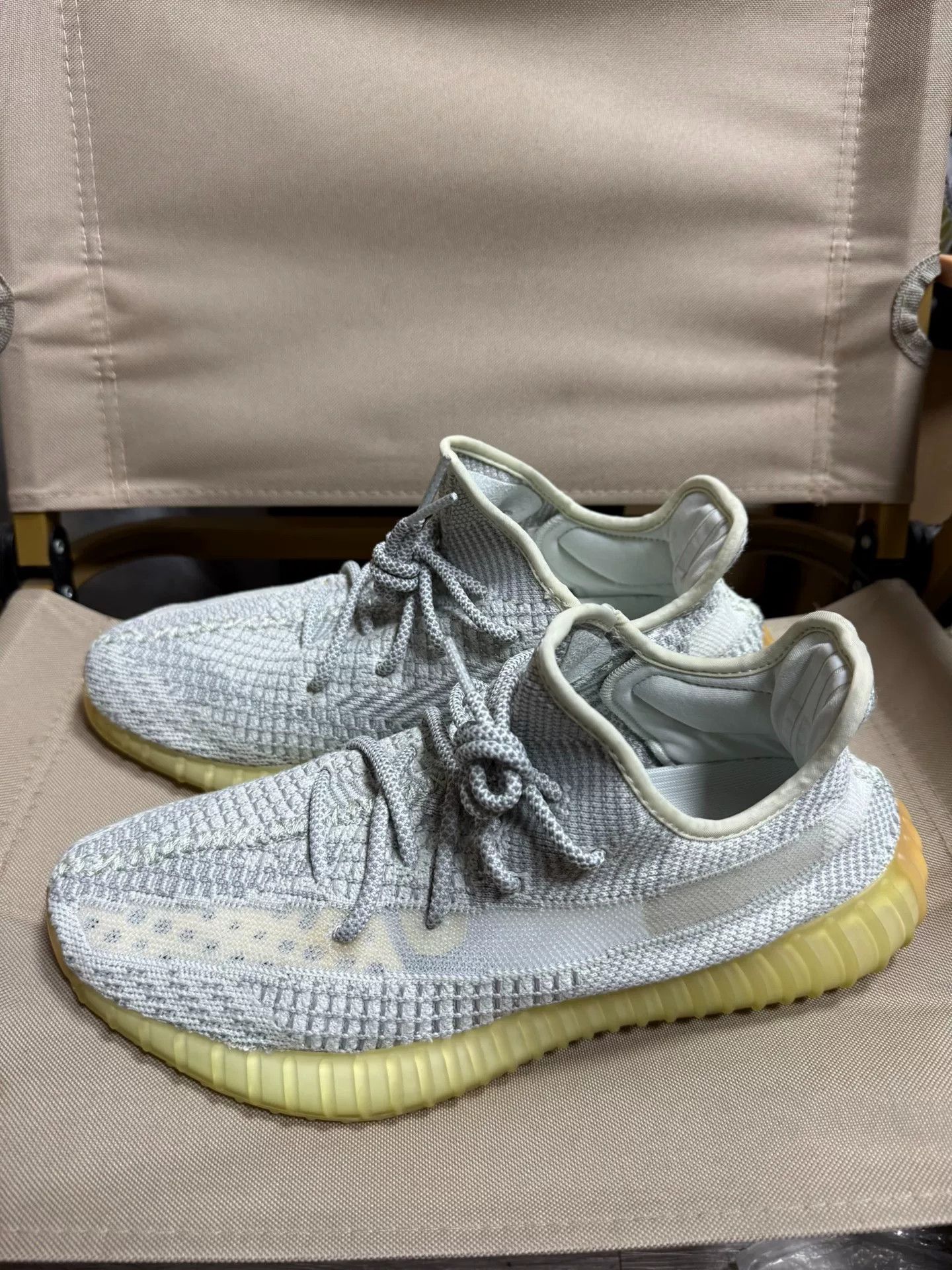 Adidas Adidas YEEZY350 Gray Lowtop Sneakers 9.5 Men Size US 9.5 / EU 42-43 - 4 Thumbnail