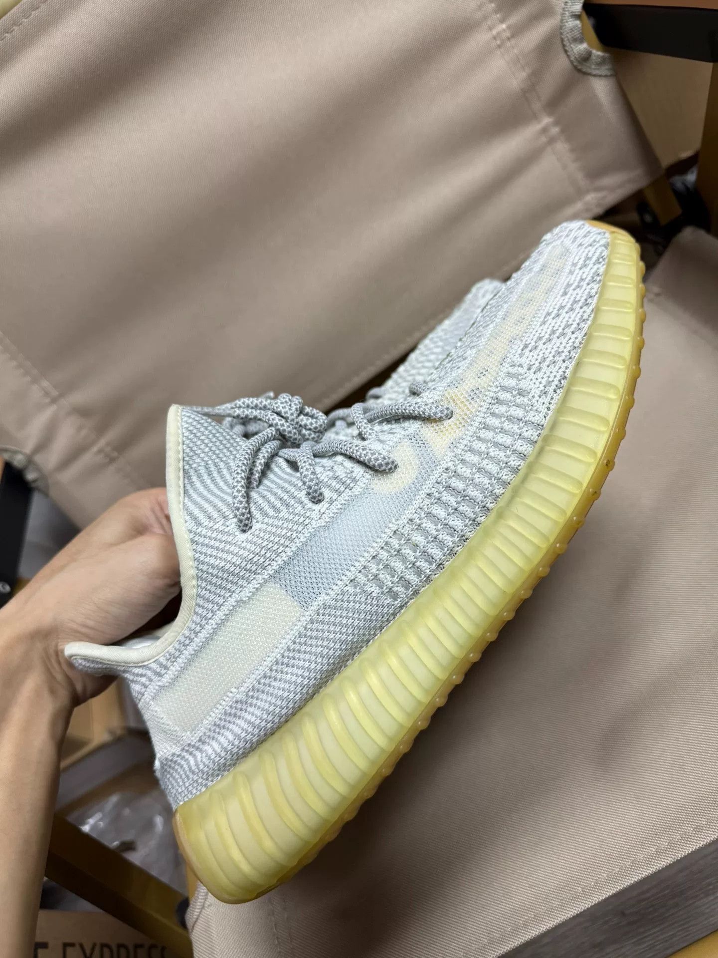 Adidas Adidas YEEZY350 Gray Lowtop Sneakers 9.5 Men Size US 9.5 / EU 42-43 - 6 Thumbnail