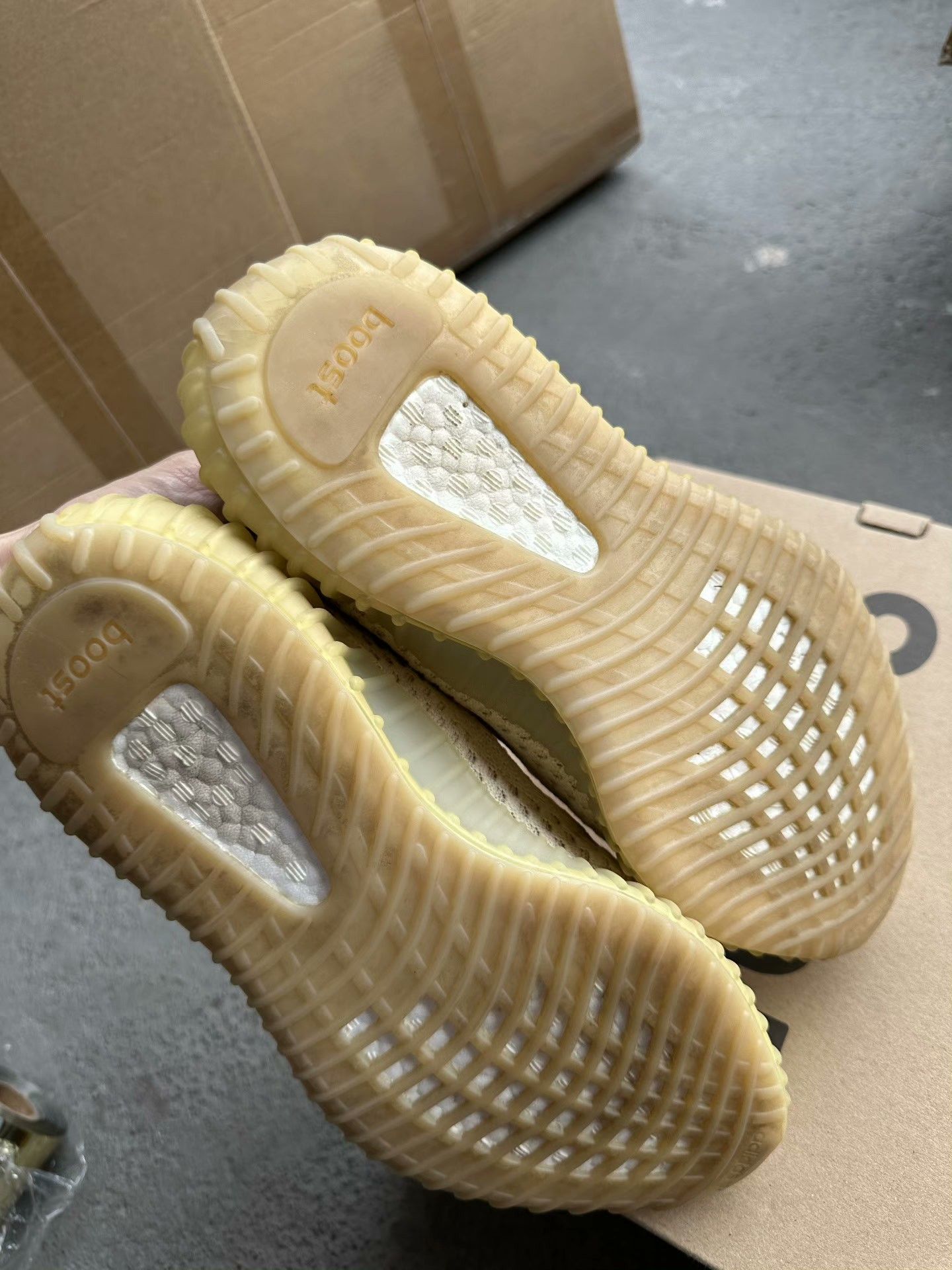 Adidas Adidas YEEZY350 Limited Yellow Lowtop Sneakers 39 Men Size US 6.5 / EU 39-40 - 5 Thumbnail