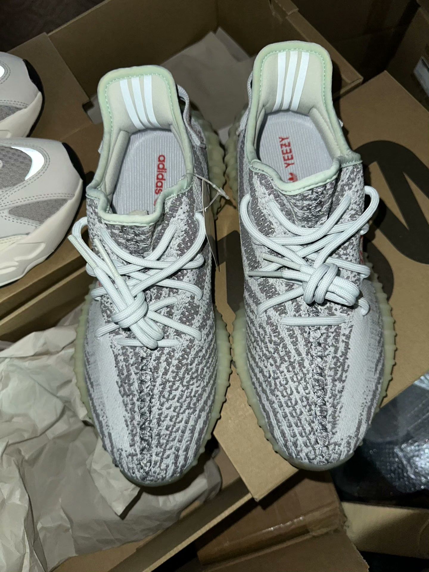 Yeezy Yeezy Blue Lowtop Sneakers 42 Men Size US 9 / EU 42 - 2 Thumbnail