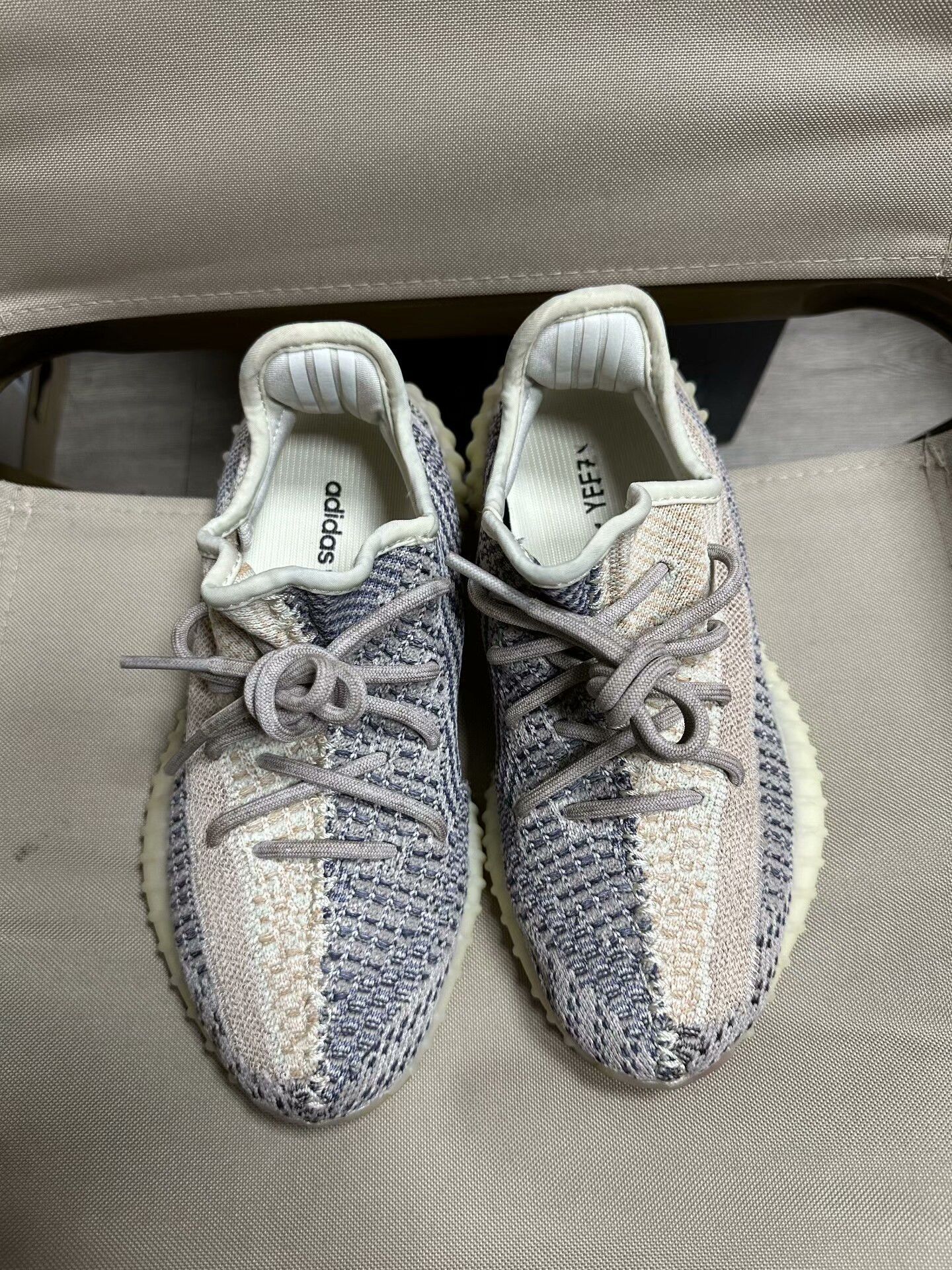 Yeezy Yeezy Gray Lowtop Sneakers 37 Men Size US 5 / EU 37 - 3 Thumbnail