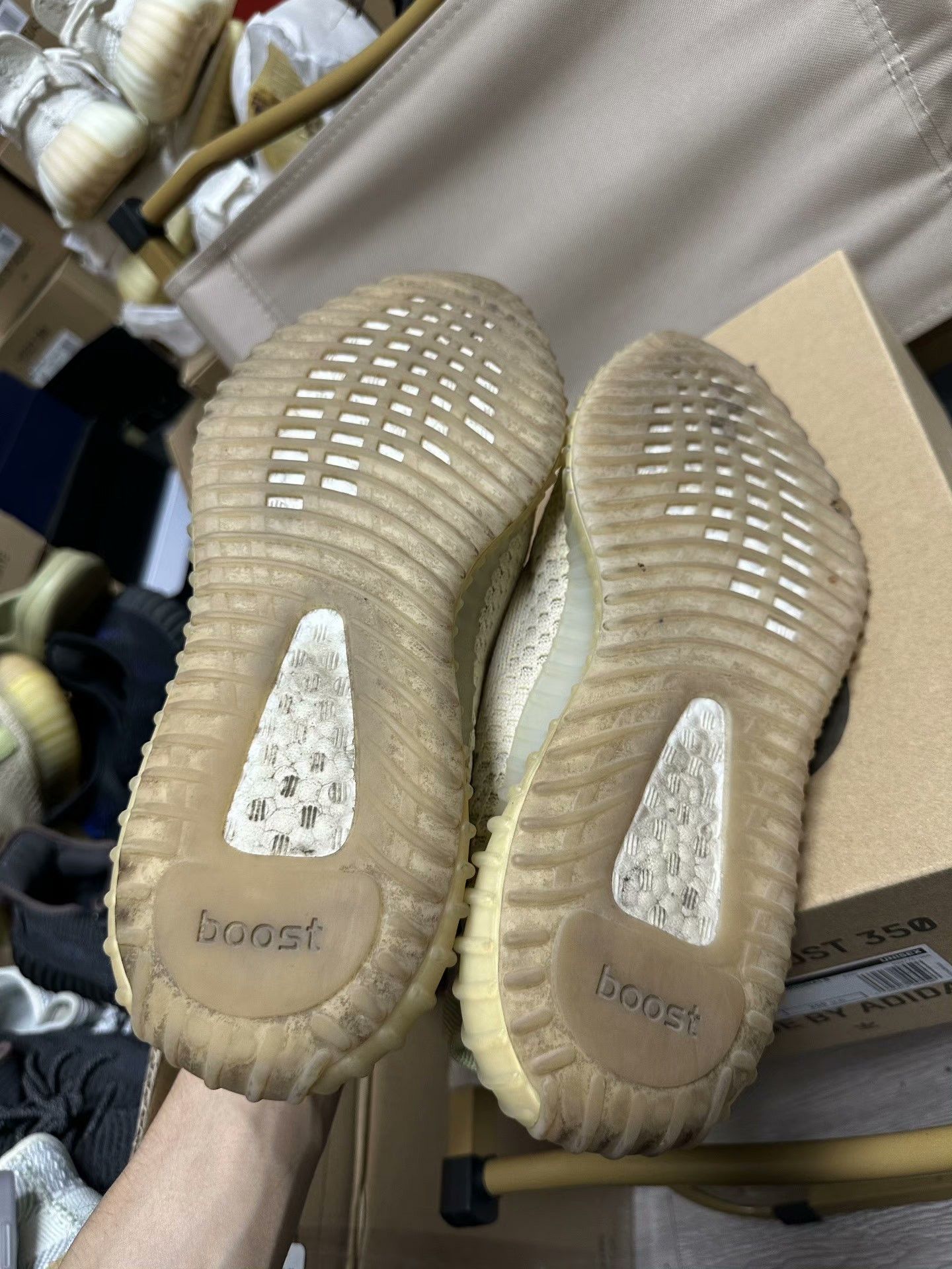Yeezy Yeezy Limited Yellow Lowtop Sneakers 9 Men Size US 9 / EU 42 - 9 Thumbnail