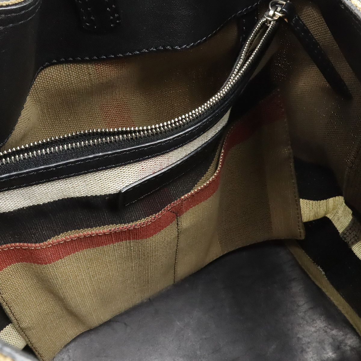 Burberry Burberry Burberry Ashby Canvas Leather 2way Shoulder Bag Textile Shoulder Bag 3945728 DUTY FREE for USA Size ONE SIZE - 6 Thumbnail