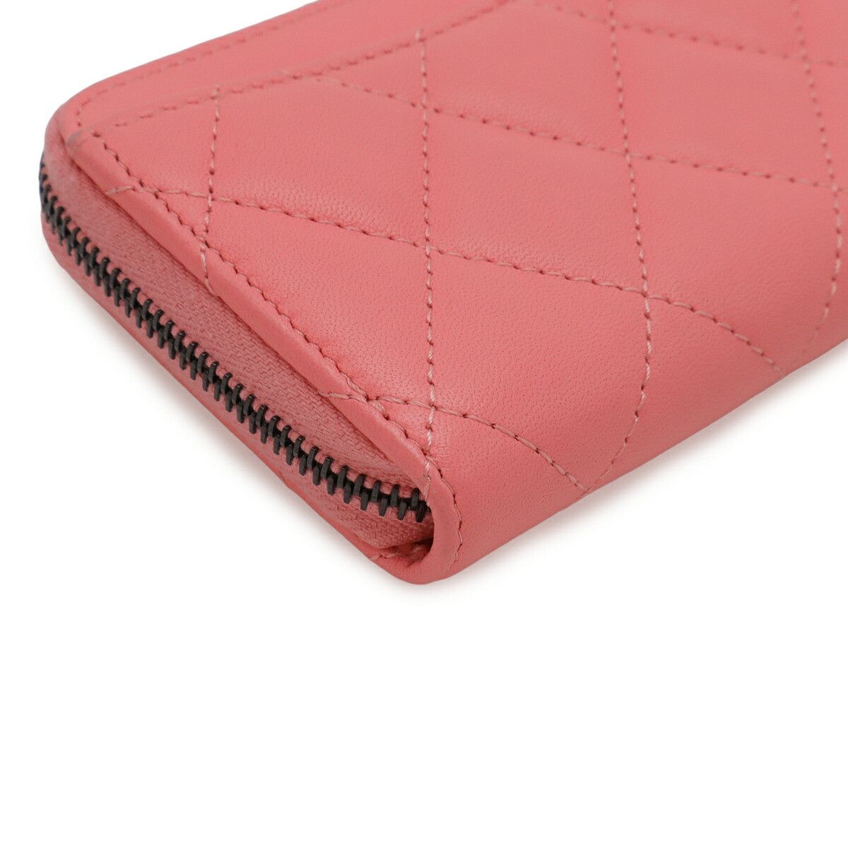 Chanel Chanel Chanel Matelasse Leather Coin Purse Leather Coin Case AP0216 DUTY FREE for USA Size ONE SIZE - 3 Thumbnail