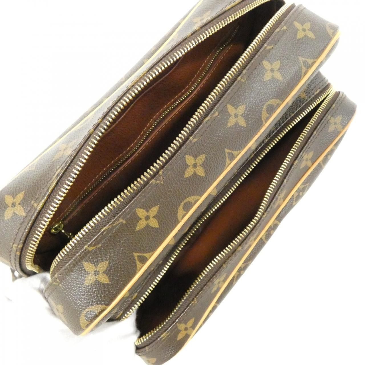 Louis Vuitton Louis Vuitton Louis Vuitton Monogram Shoulder Bag Textile Shoulder Bag M45244 DUTY FREE for USA Size ONE SIZE - 10 Thumbnail
