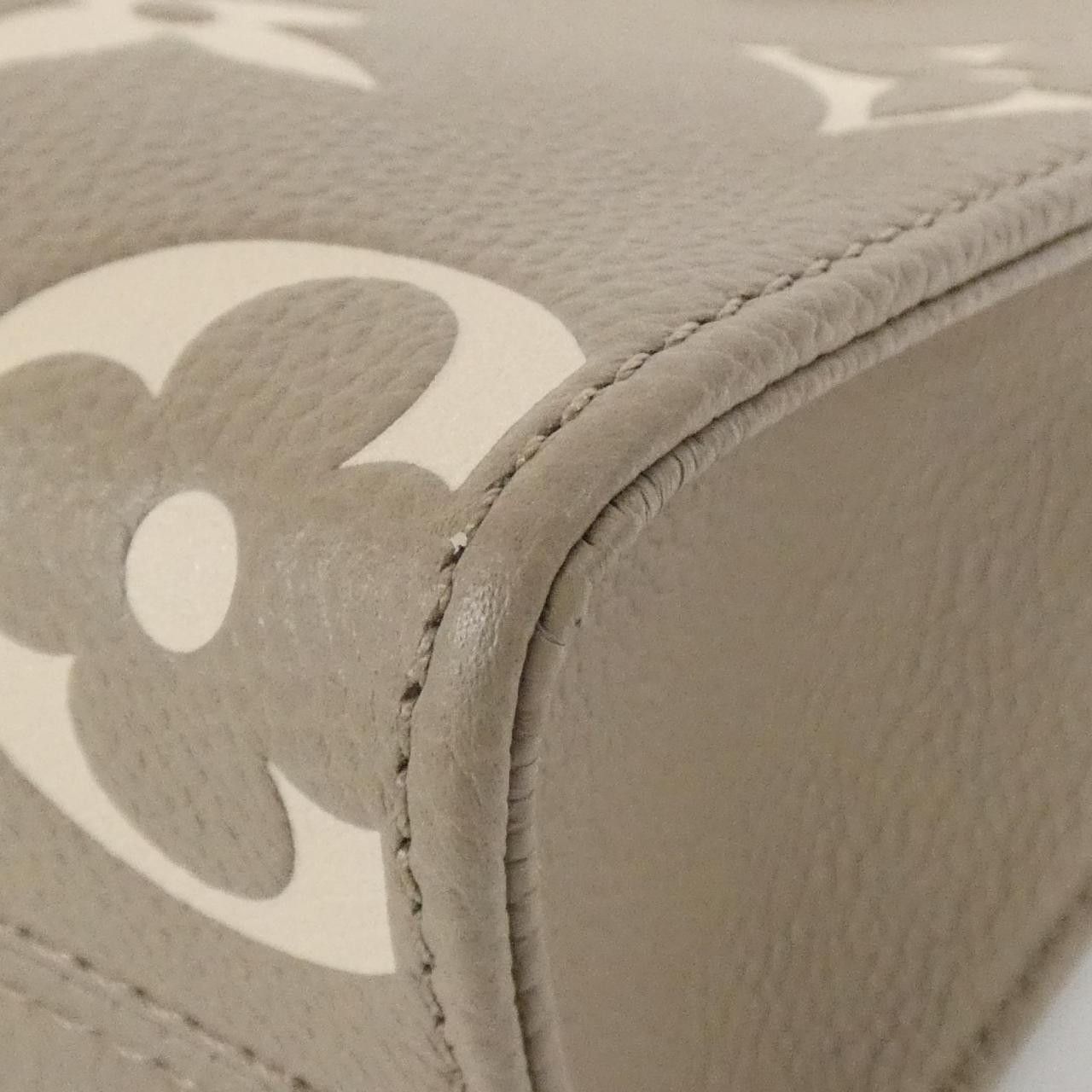 Louis Vuitton Louis Vuitton Louis Vuitton OnTheGo BB Monogram Empreinte Bag Leather Crossbody Bag M47054 DUTY FREE for USA Size ONE SIZE - 2 Thumbnail