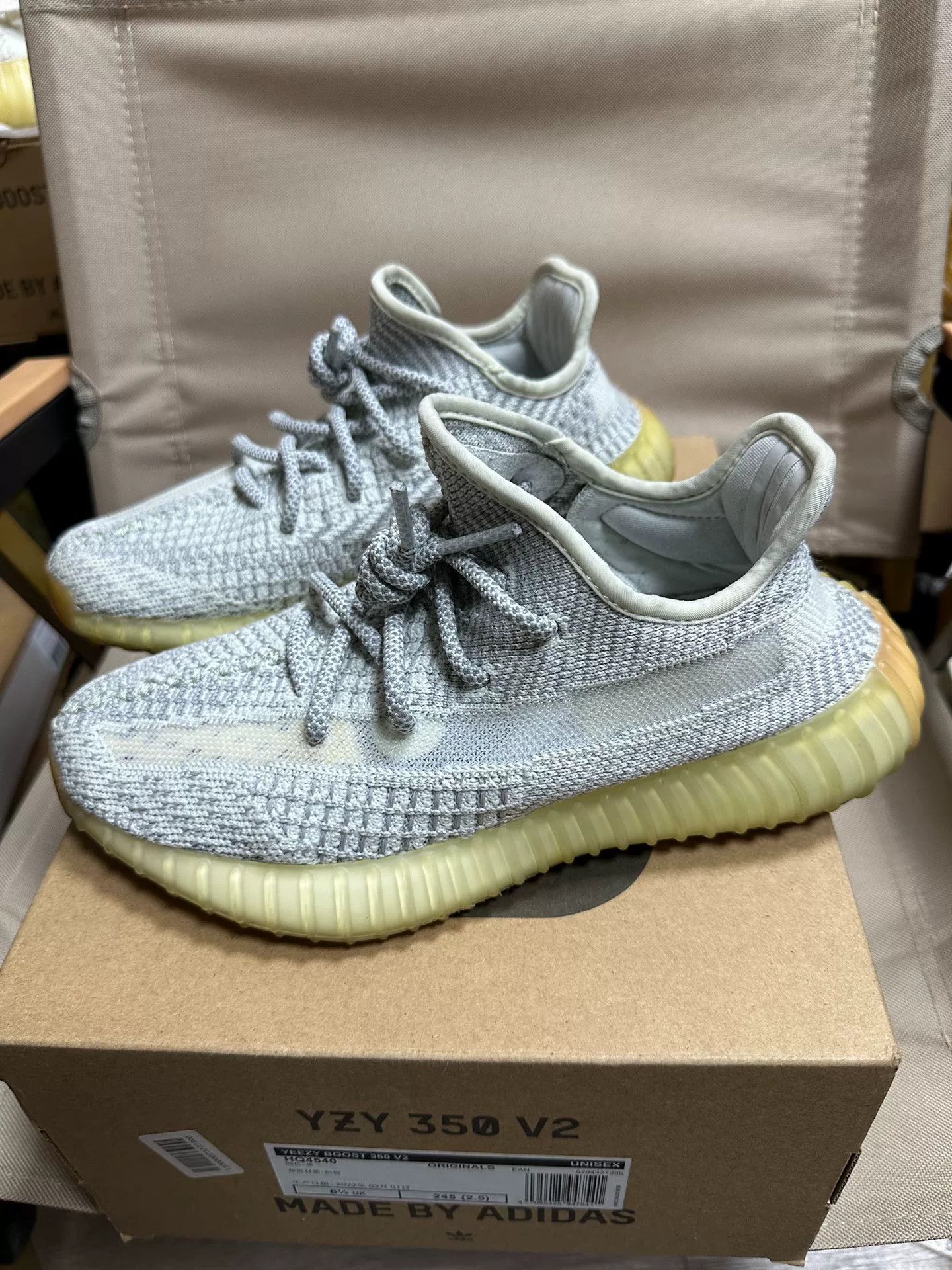 Adidas Adidas YEEZY350 Gray Lowtop Sneakers 37 Men Size US 5 / EU 37 - 2 Thumbnail