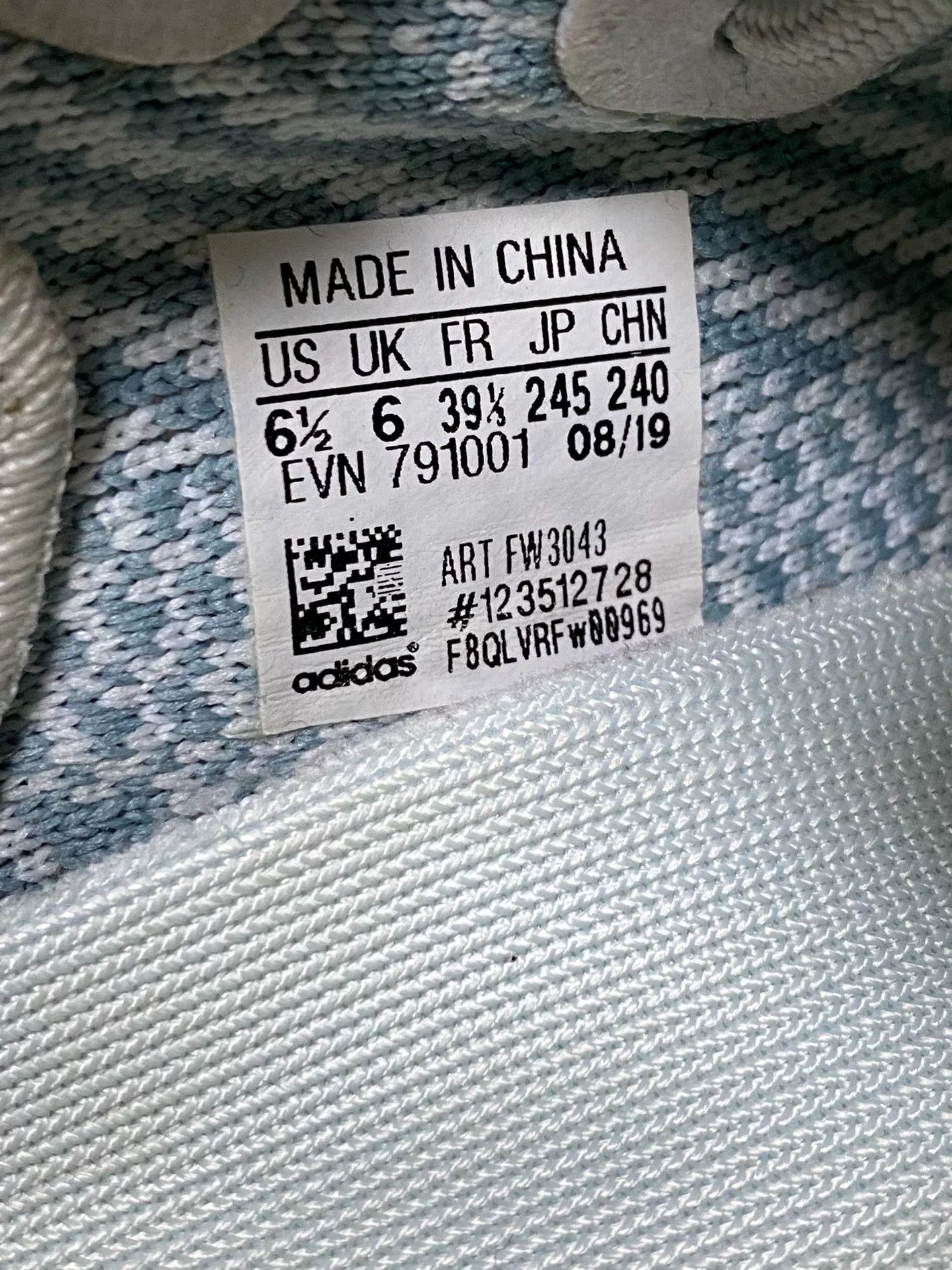 Adidas Adidas YEEZY350 White Lowtop Sneakers 39 Men Size US 6.5 / EU 39-40 - 7 Thumbnail