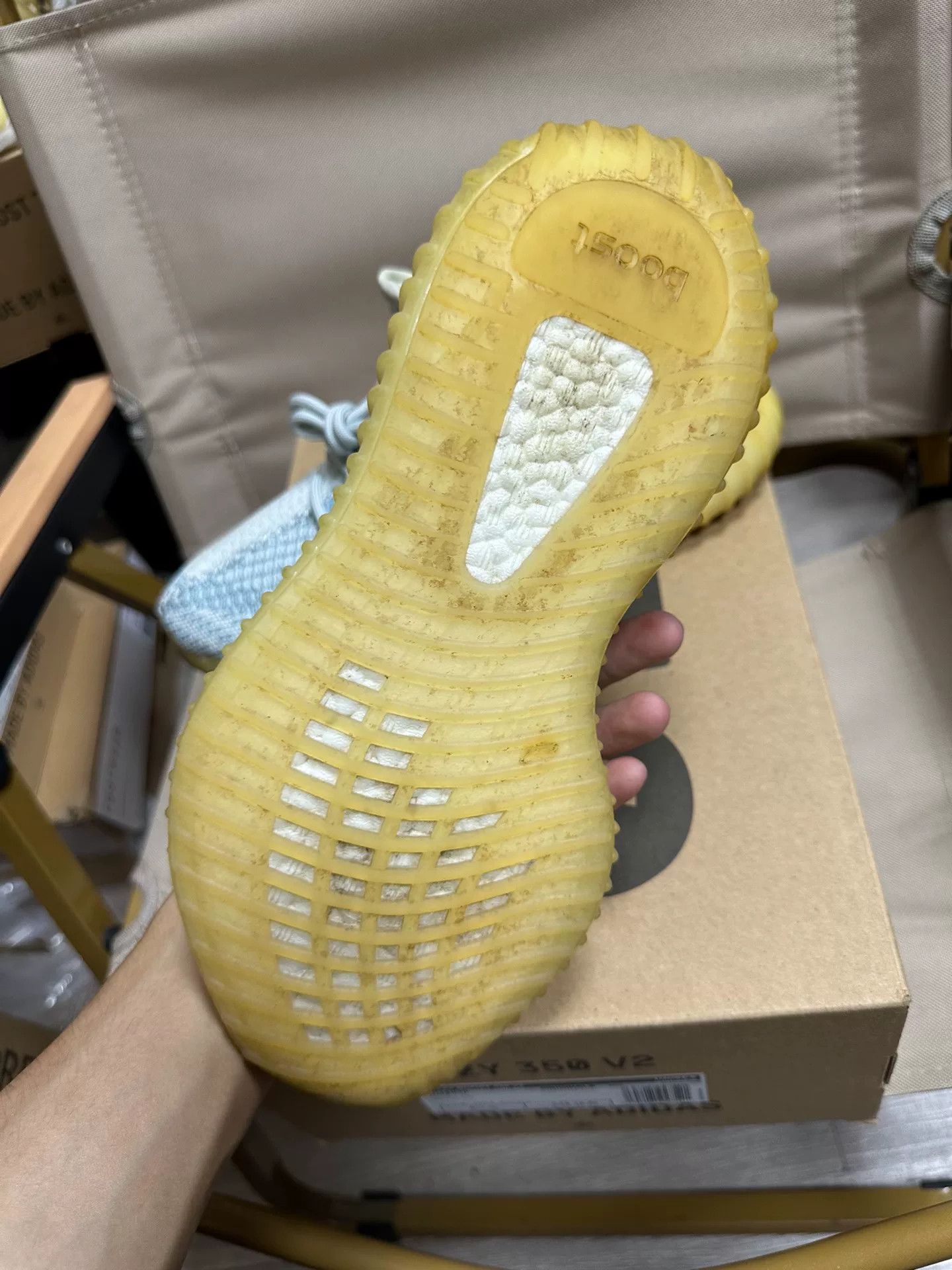 Adidas Adidas YEEZY350 White Lowtop Sneakers 39 Men Size US 6.5 / EU 39-40 - 4 Thumbnail