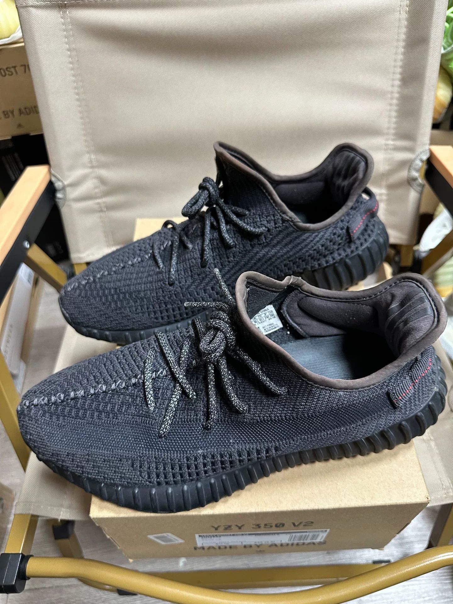 Adidas Adidas YEEZY350 Black Lowtop Sneakers 10.5 Men Size US 10.5 / EU 43-44 - 6 Thumbnail