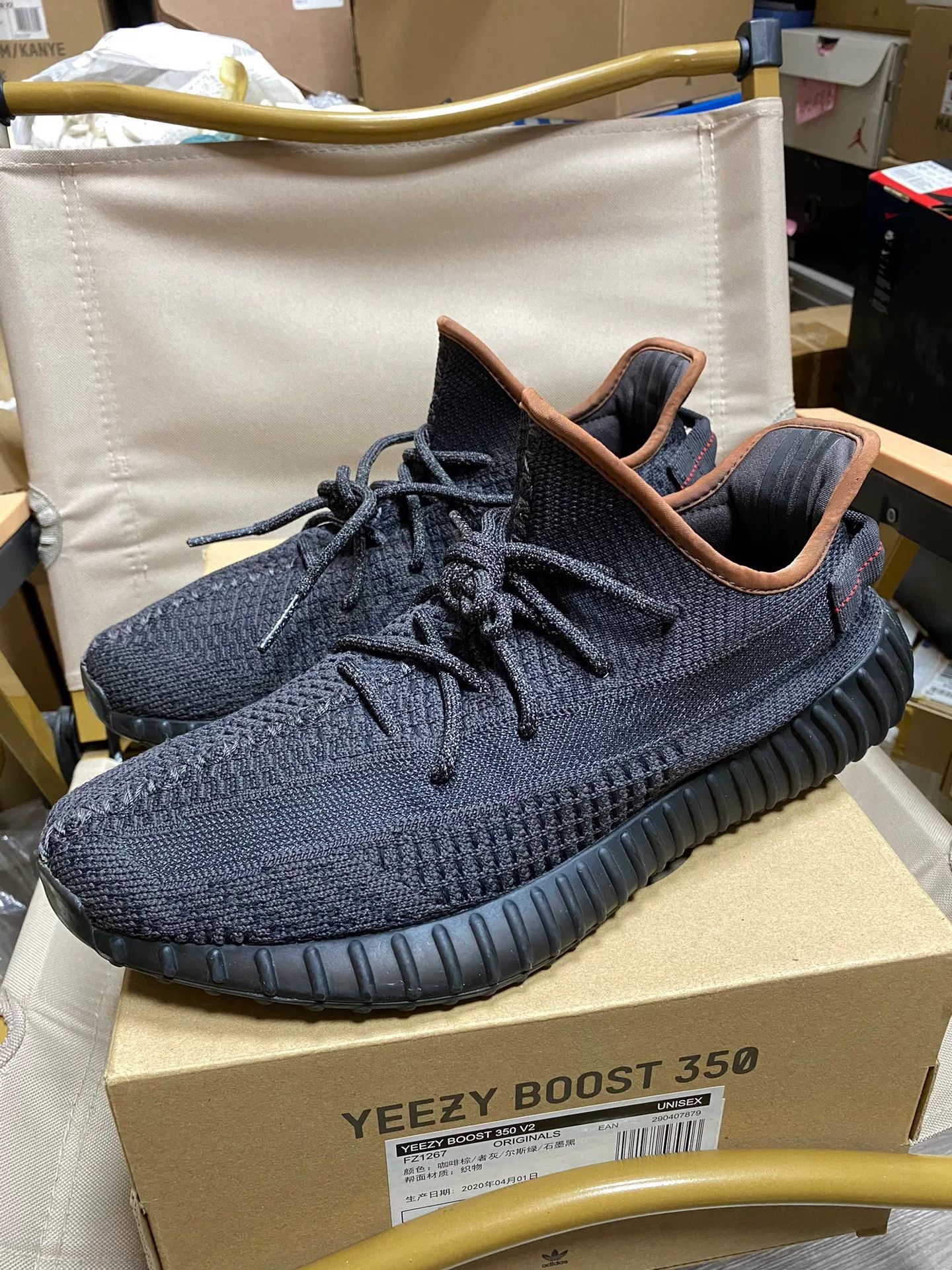 Adidas Adidas YEEZY350 Black Lowtop Sneakers 10.5 Men Size US 10.5 / EU 43-44 - 2 Thumbnail