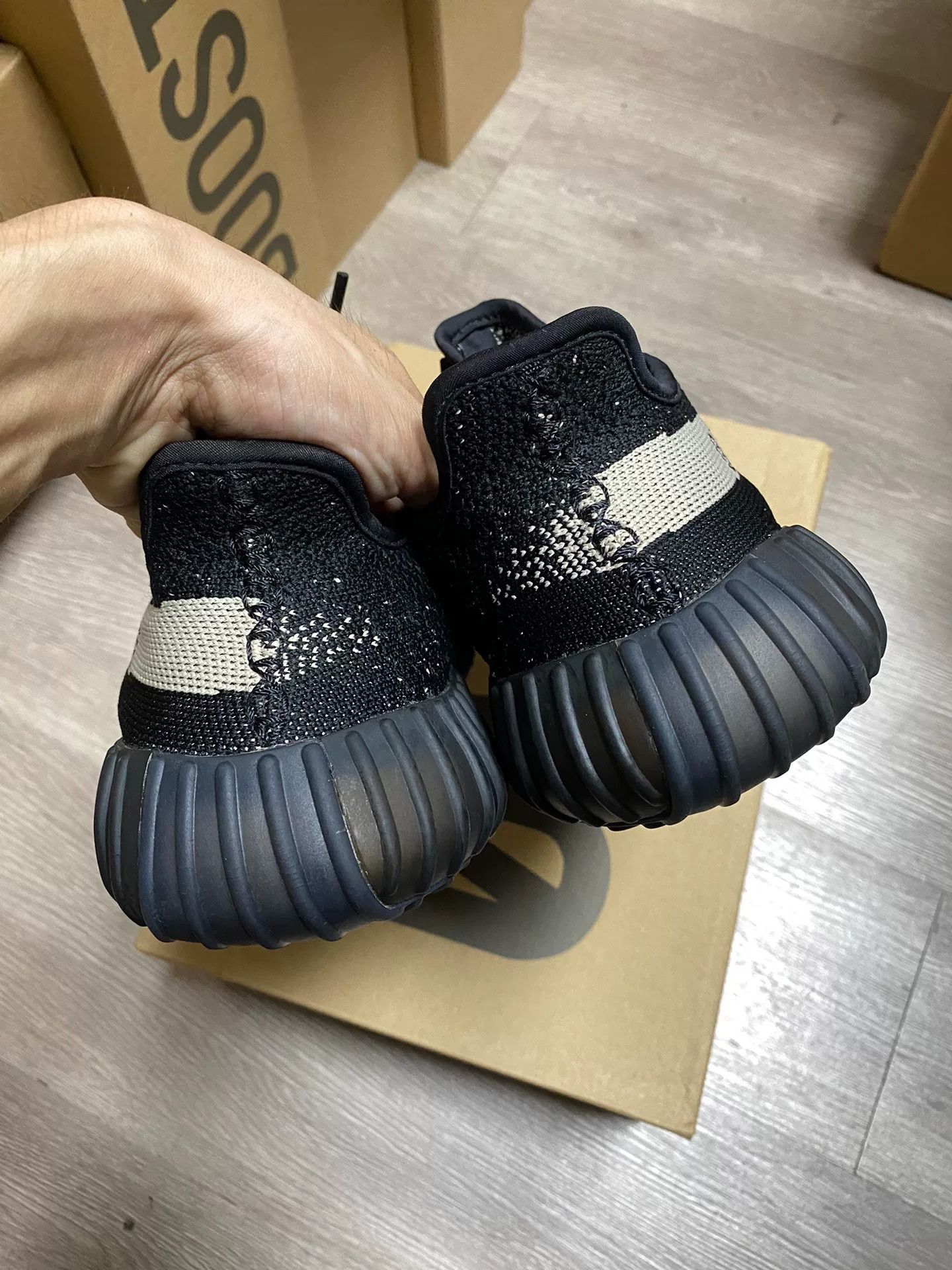 Adidas Adidas YEEZY3 Black Lowtop Sneakers 40 Men Size US 7.5 / EU 40-41 - 8 Thumbnail