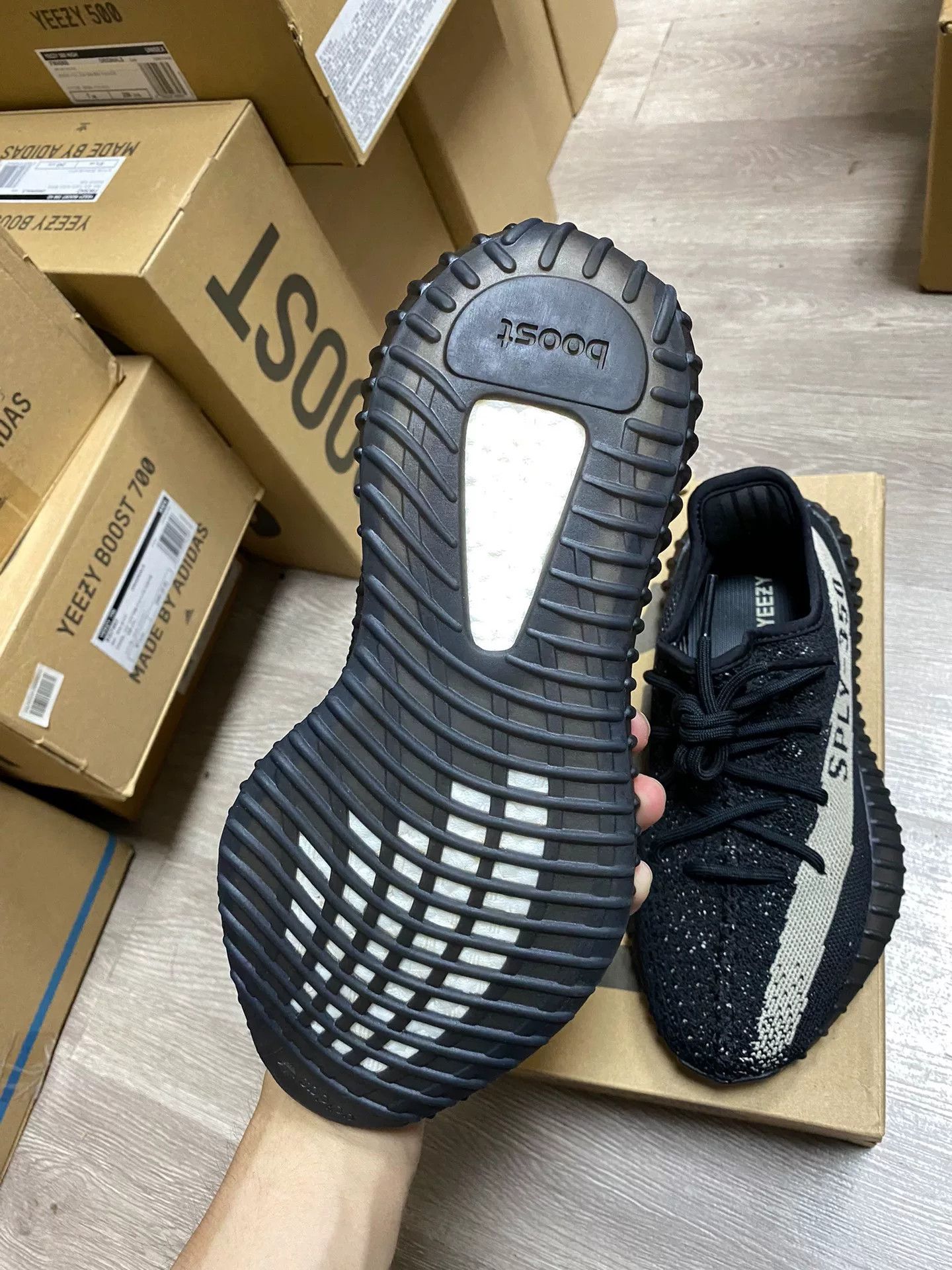 Adidas Adidas YEEZY3 Black Lowtop Sneakers 40 Men Size US 7.5 / EU 40-41 - 4 Thumbnail