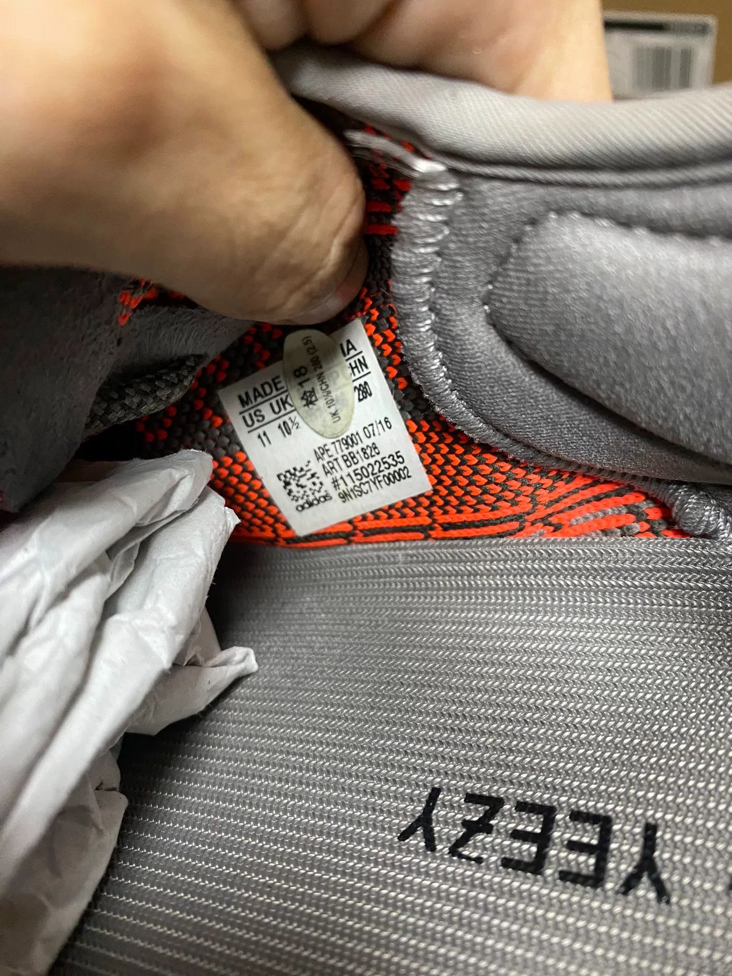 Adidas Adidas YEEZY350 Gray Lowtop Sneakers 10.5 Men Size US 10.5 / EU 43-44 - 7 Thumbnail