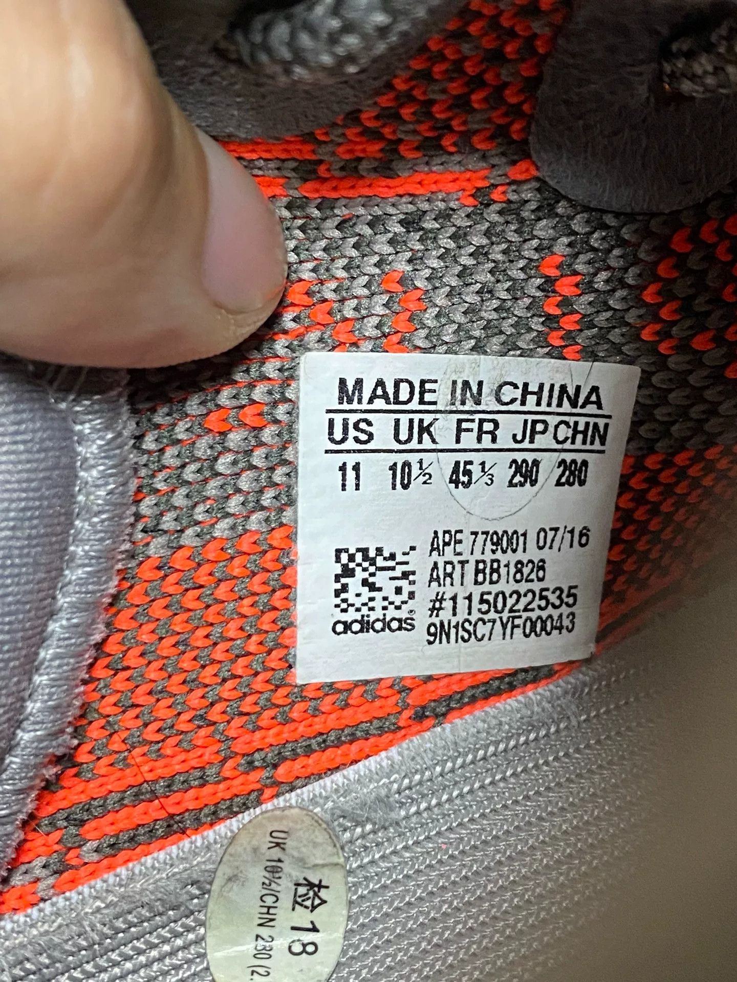 Adidas Adidas YEEZY350 Gray Lowtop Sneakers 10.5 Men Size US 10.5 / EU 43-44 - 8 Thumbnail