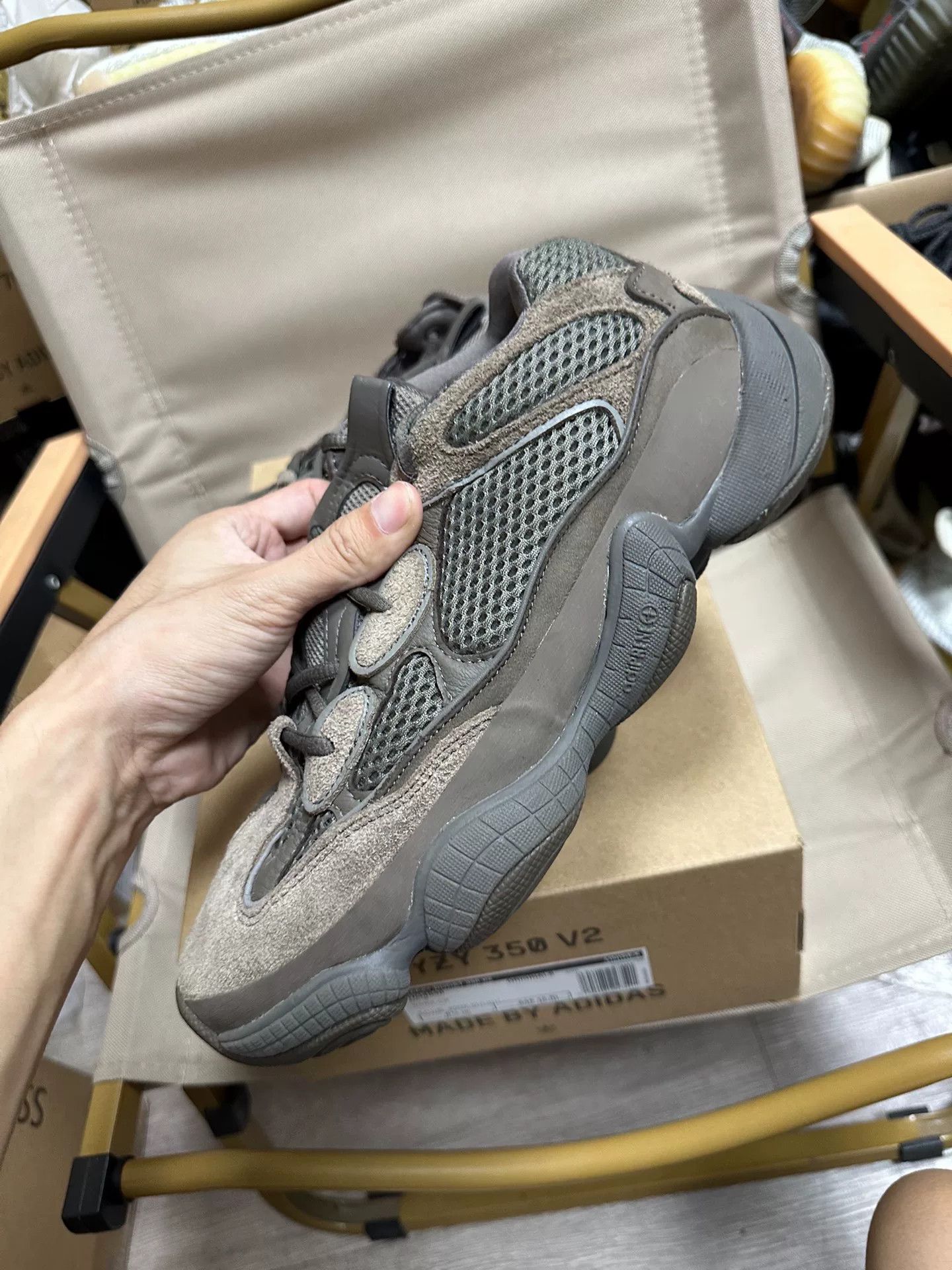 Adidas Adidas YEEZY500 Brown Lowtop Sneakers 42 Men Size US 9 / EU 42 - 9 Thumbnail