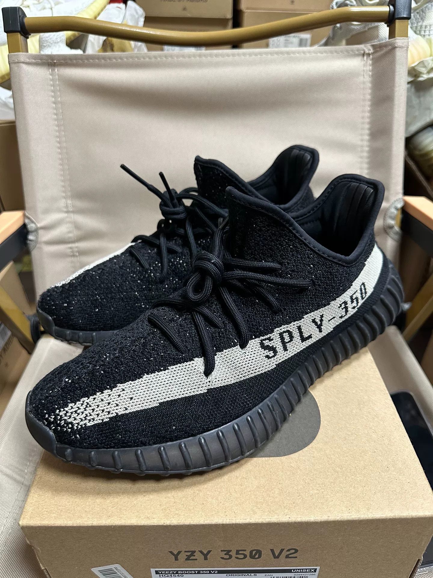 Adidas Adidas YEEZY3 Black Lowtop Sneakers 10 Men Size US 10 / EU 43 - 4 Thumbnail