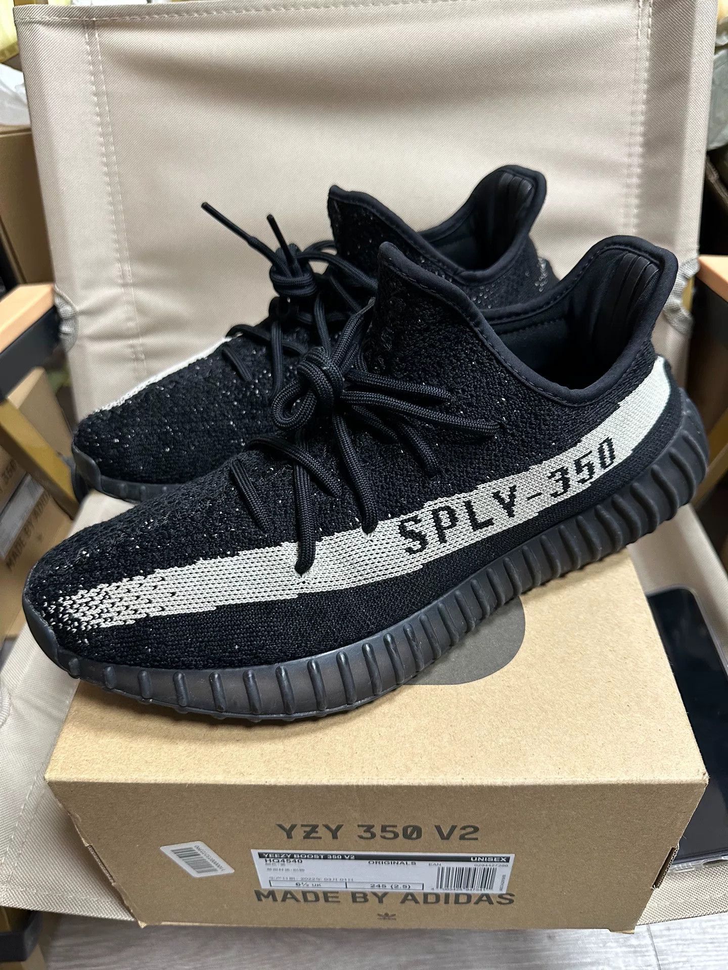 Adidas Adidas YEEZY3 Black Lowtop Sneakers 10 Men Size US 10 / EU 43 - 8 Thumbnail