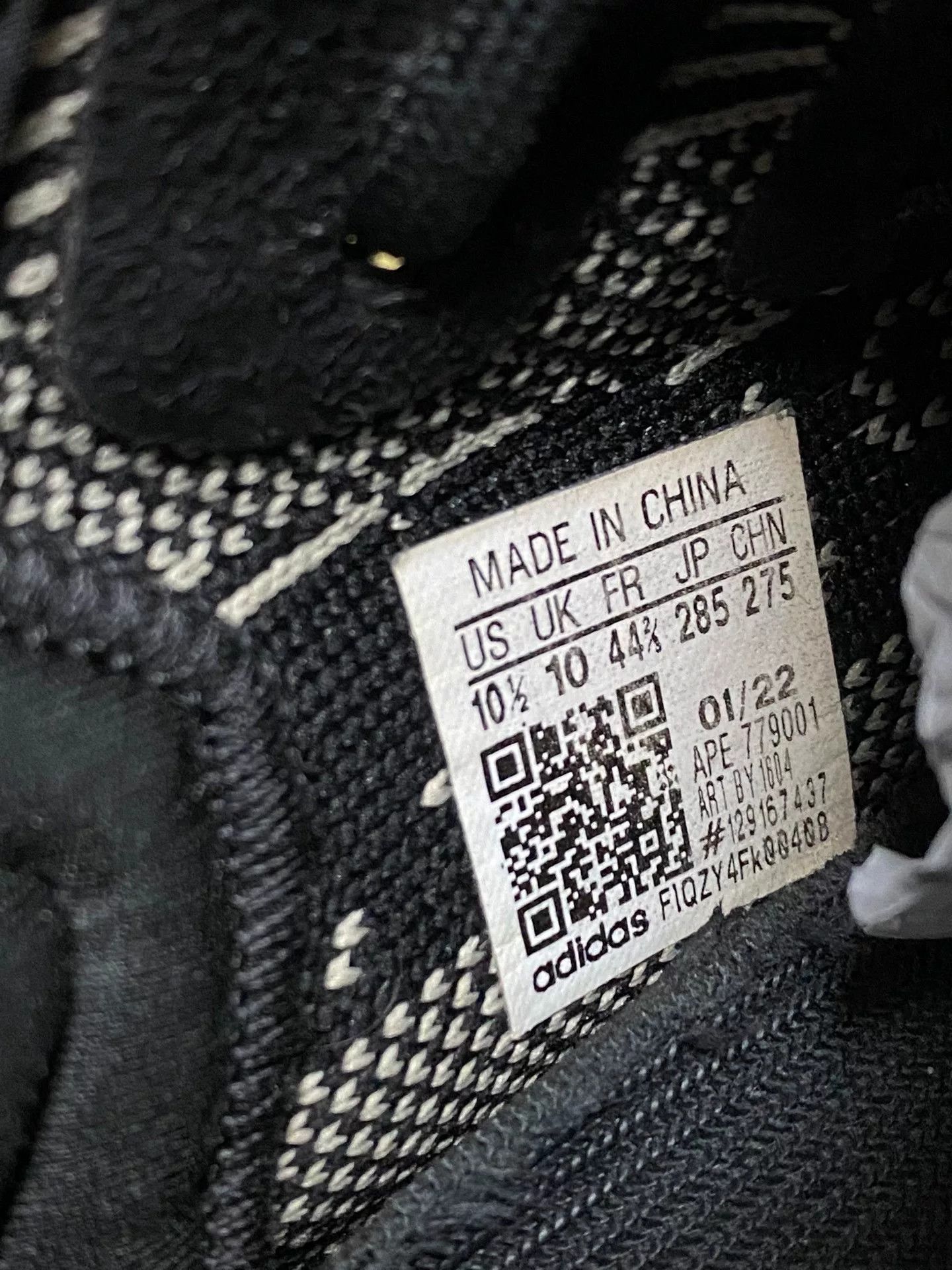 Adidas Adidas YEEZY3 Black Lowtop Sneakers 10 Men Size US 10 / EU 43 - 5 Thumbnail
