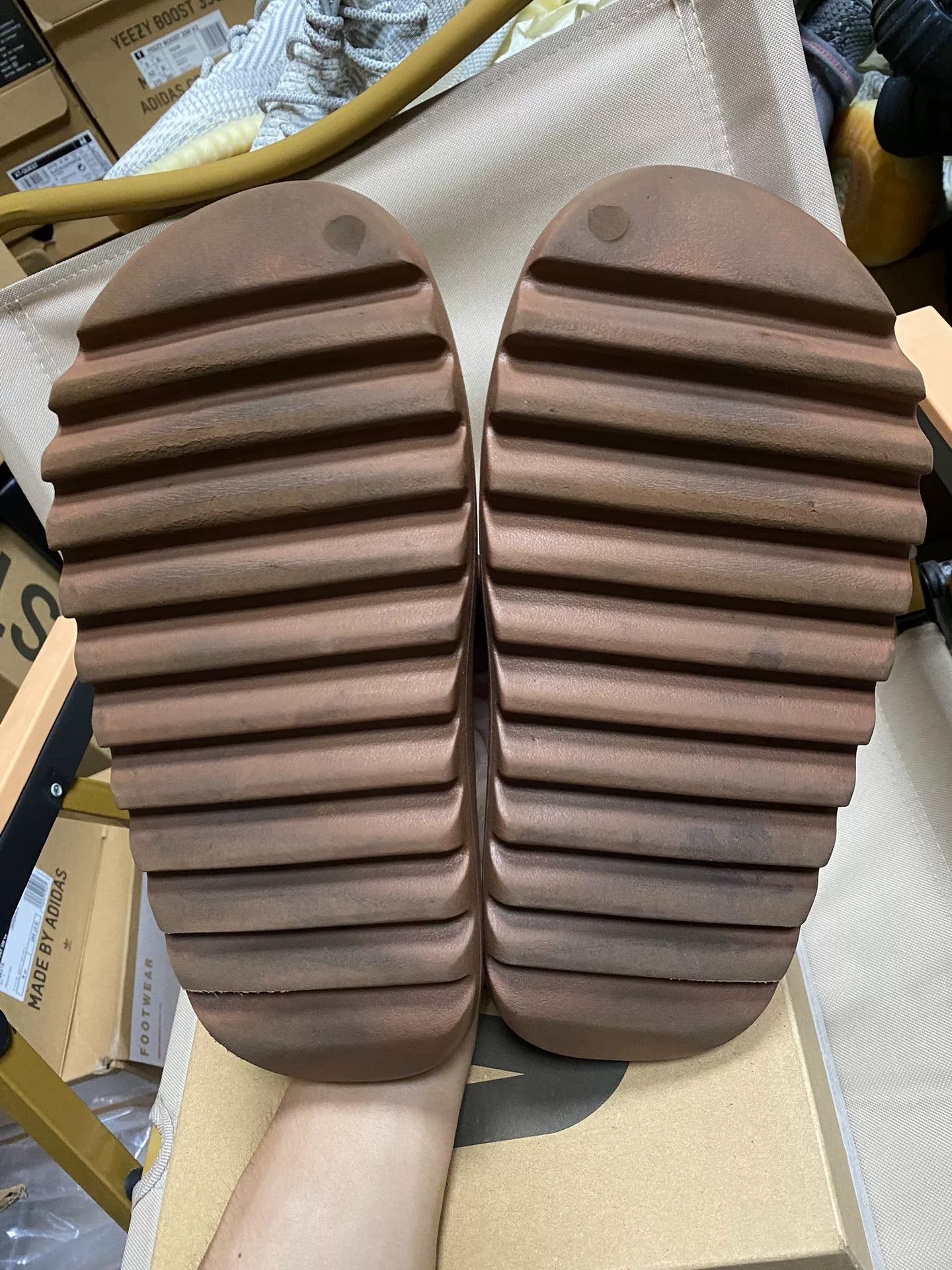 Yeezy Yeezy Linen Brown Lowtop Sneakers 40 Men Size US 7.5 / EU 40-41 - 4 Thumbnail