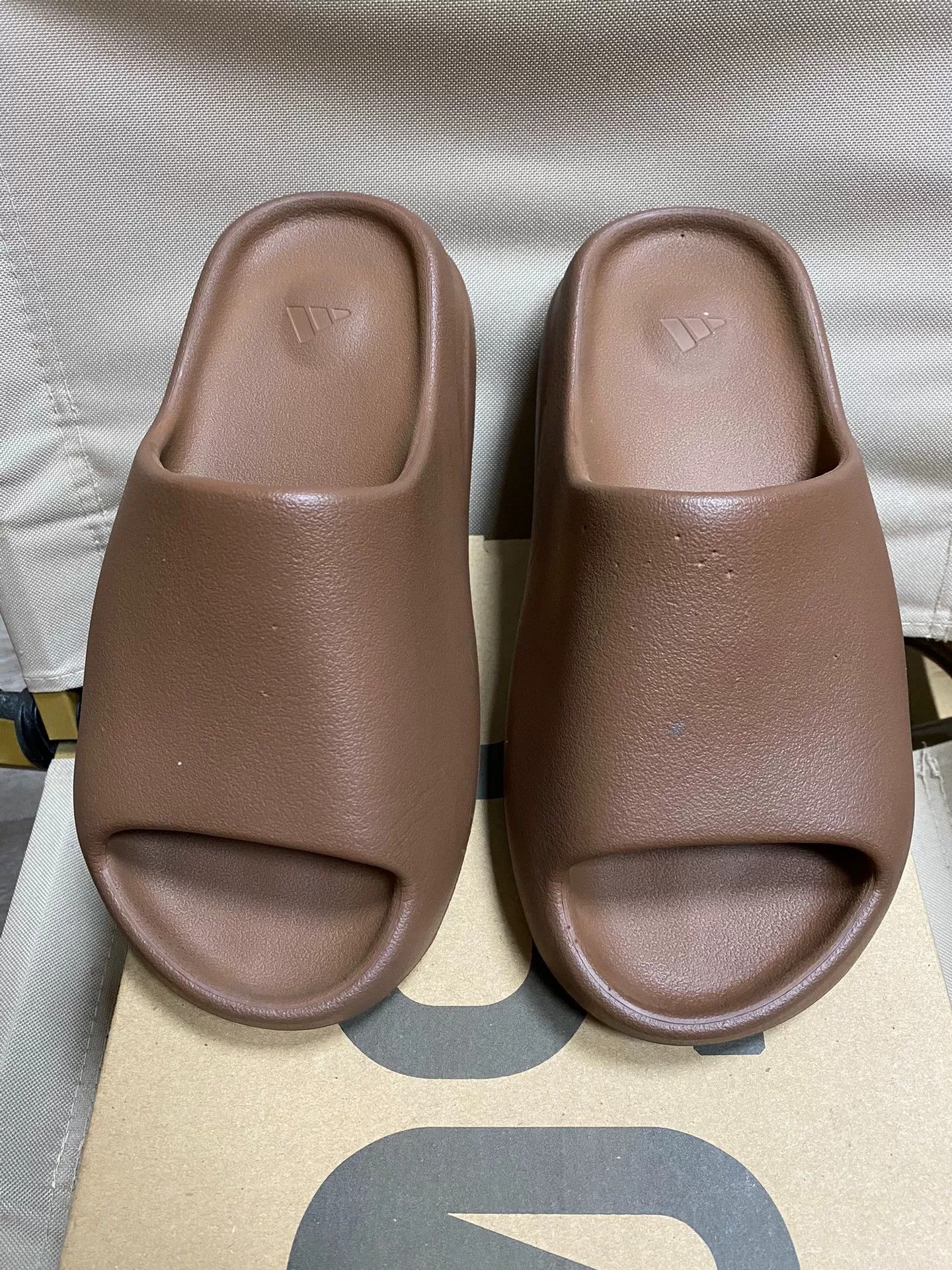 Yeezy Yeezy Linen Brown Lowtop Sneakers 40 Men Size US 7.5 / EU 40-41 - 8 Thumbnail