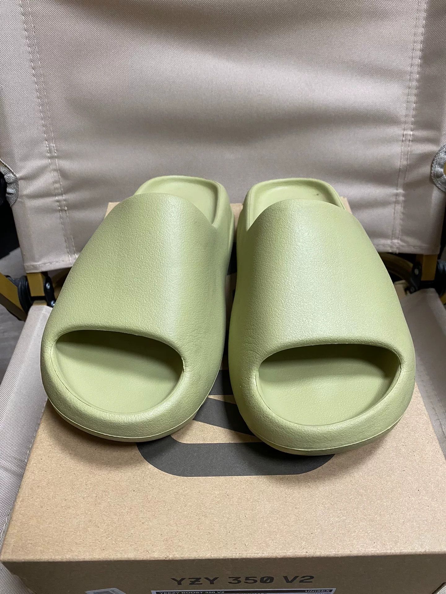 Yeezy Yeezy Green Lowtop Sneakers 40 Men Size US 7.5 / EU 40-41 - 7 Thumbnail