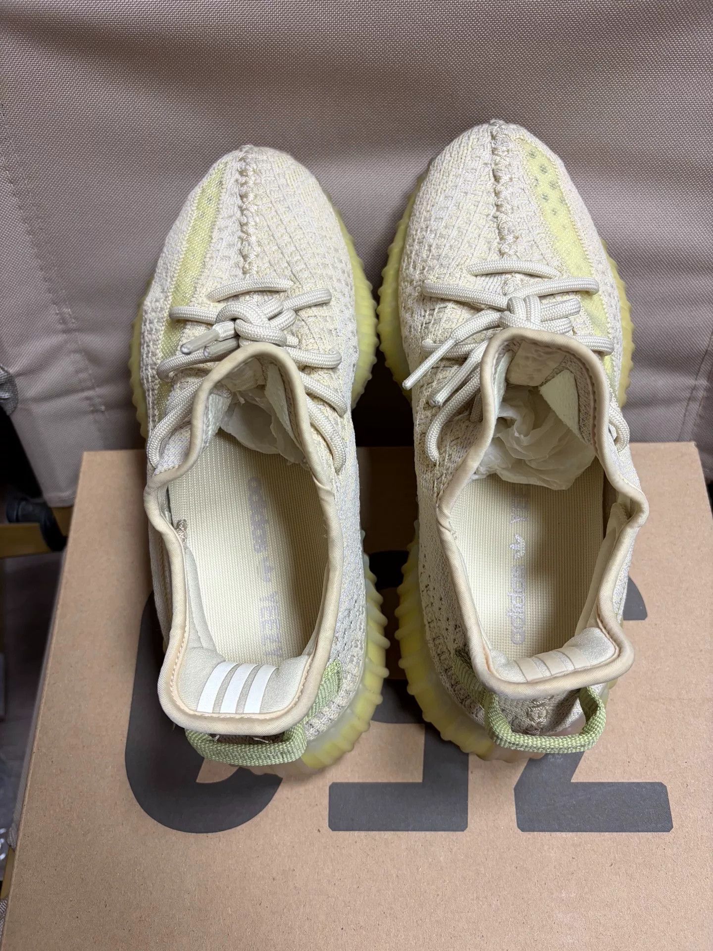 Adidas Adidas YEEZY350 Limited Yellow Lowtop Sneakers 40 Men Size US 7.5 / EU 40-41 - 6 Thumbnail