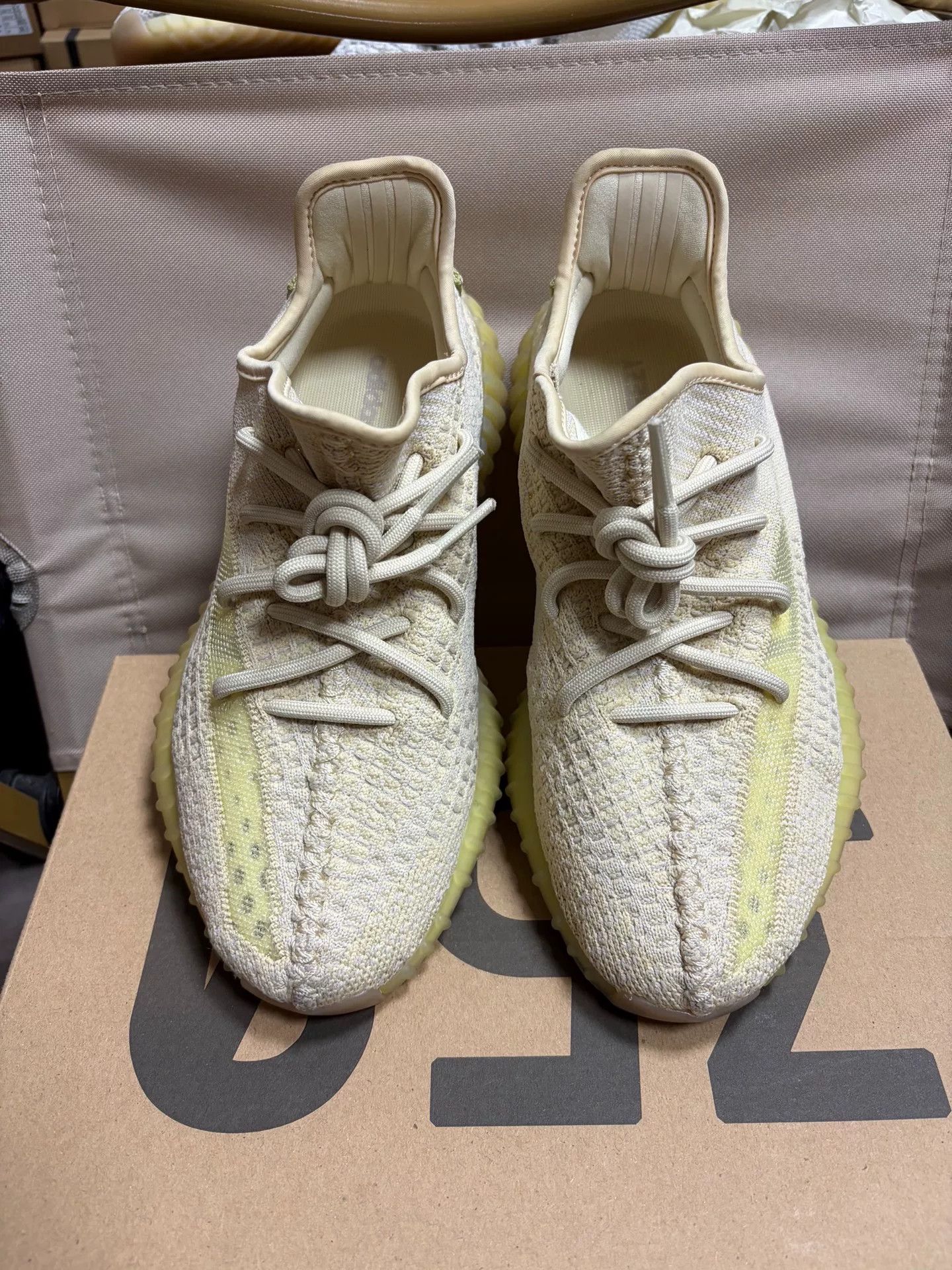 Adidas Adidas YEEZY350 Limited Yellow Lowtop Sneakers 40 Men Size US 7.5 / EU 40-41 - 4 Thumbnail