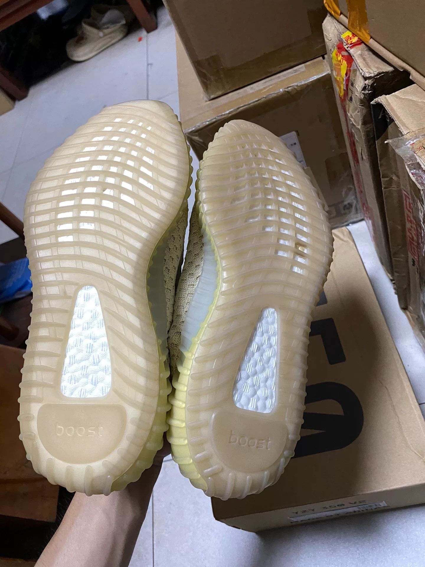 Adidas Adidas YEEZY350 Limited Yellow Lowtop Sneakers 39 Men Size US 6.5 / EU 39-40 - 8 Thumbnail
