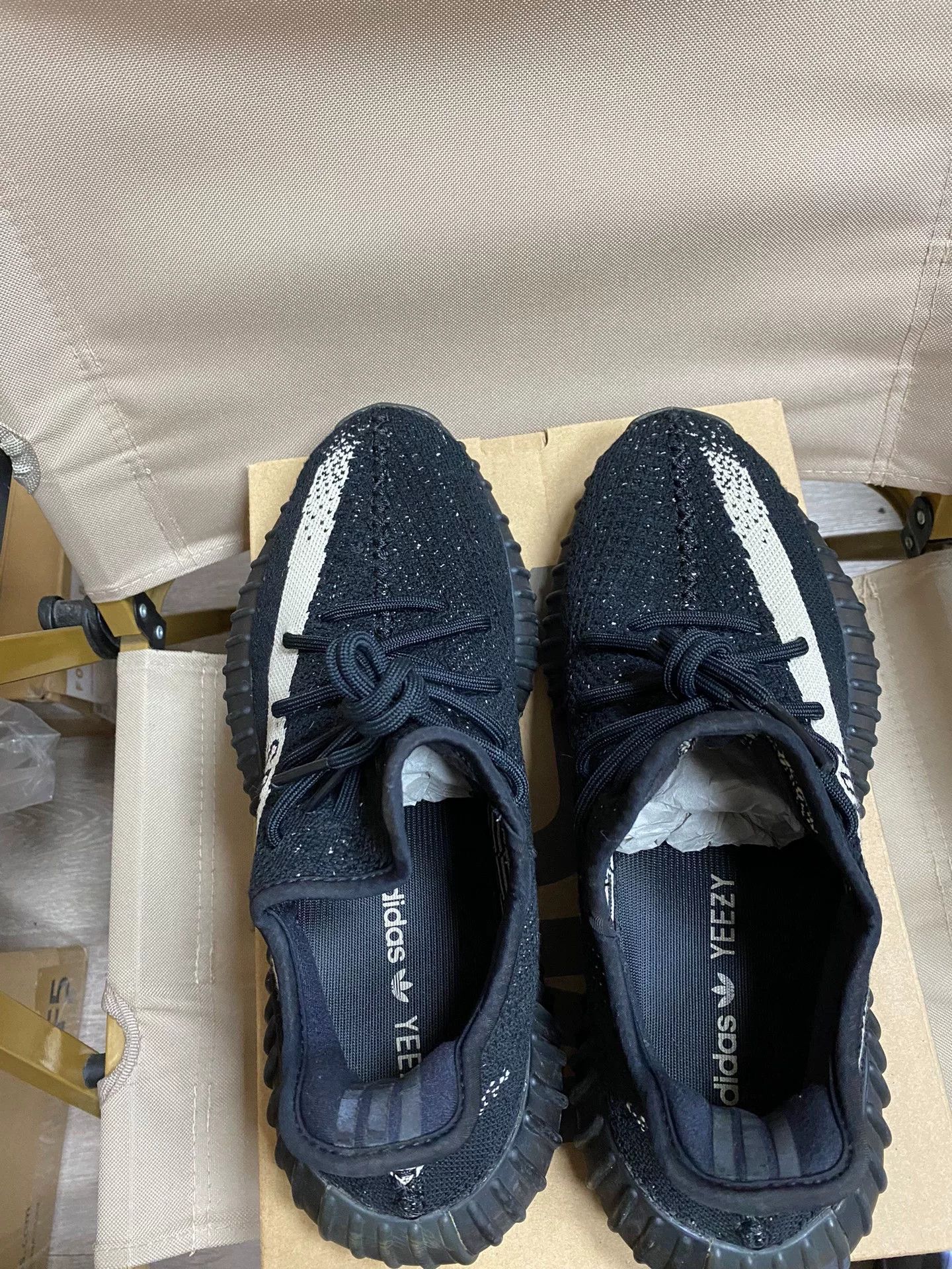 Adidas Adidas YEEZY3 Black Lowtop Sneakers 42 Men Size US 9 / EU 42 - 6 Thumbnail