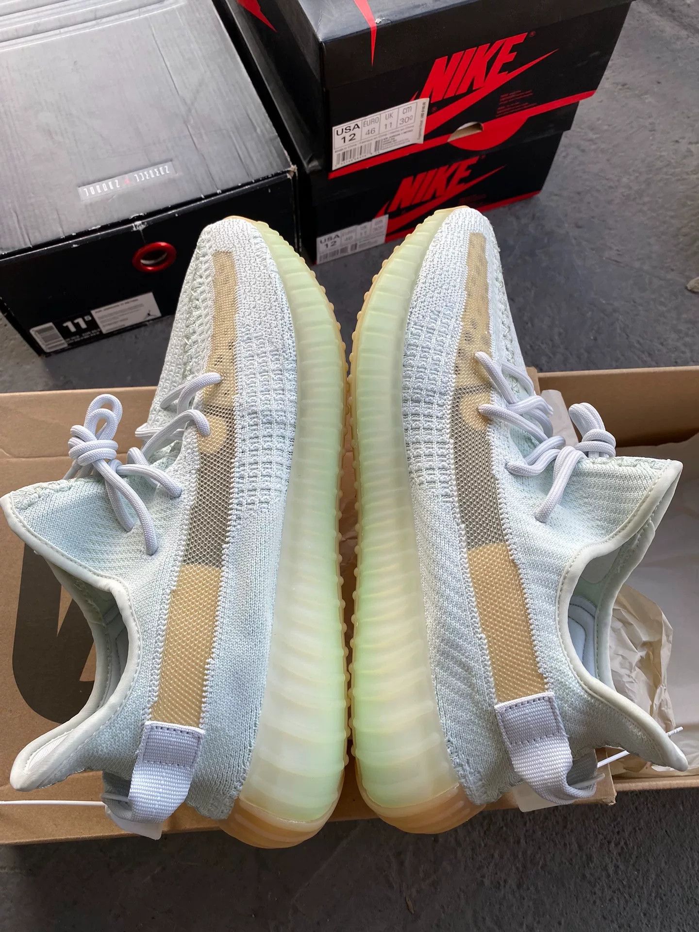 Adidas Adidas YEEZY350 Limited Blue Lowtop Sneakers 11.5 Men Size US 11.5 / EU 44-45 - 4 Thumbnail