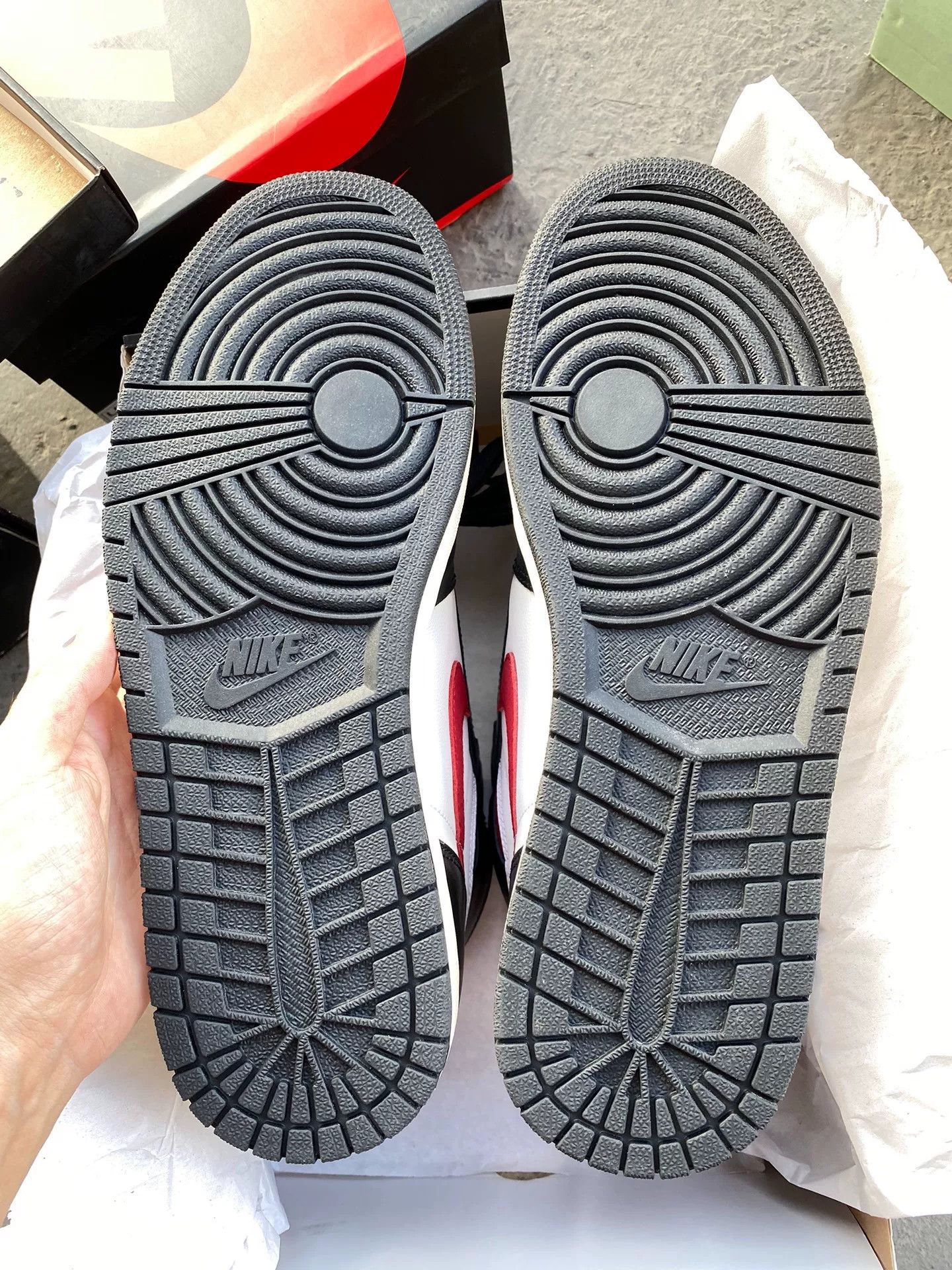 Nike Nike Black Lowtop Sneakers 12 Men Size US 12 / EU 45 - 3 Thumbnail